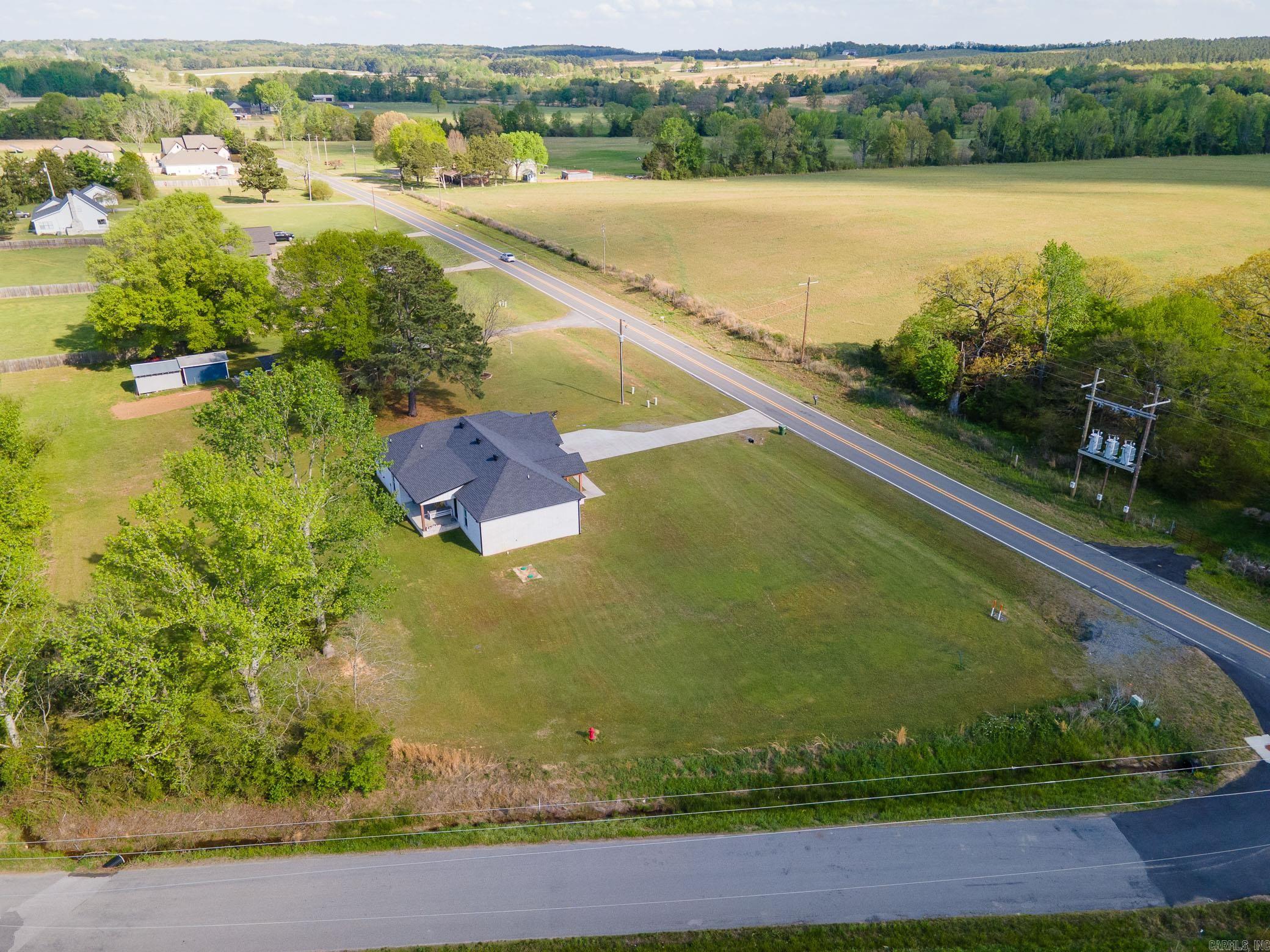 422 HWY 225 W  Greenbrier, AR