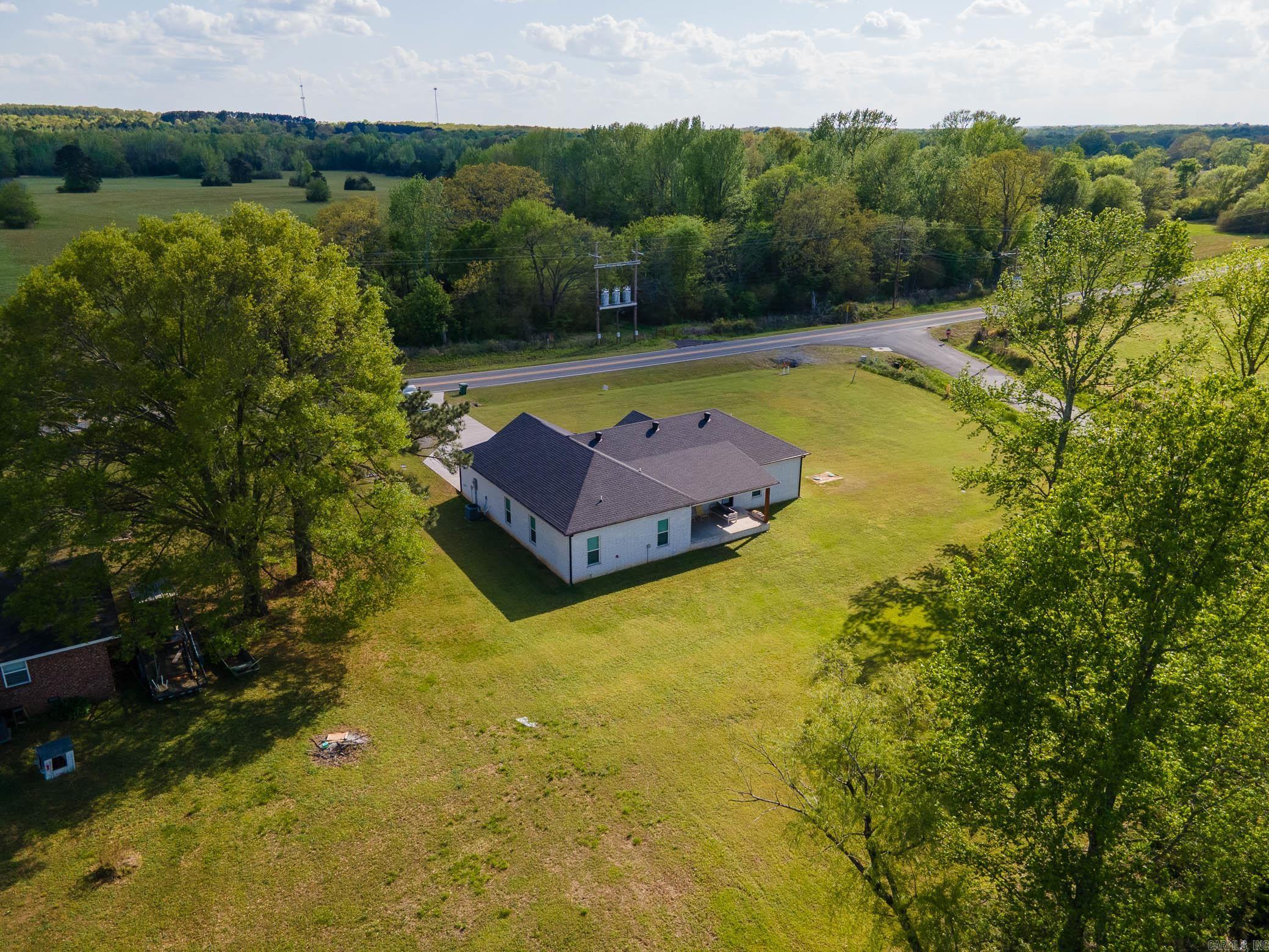 422 HWY 225 W  Greenbrier, AR