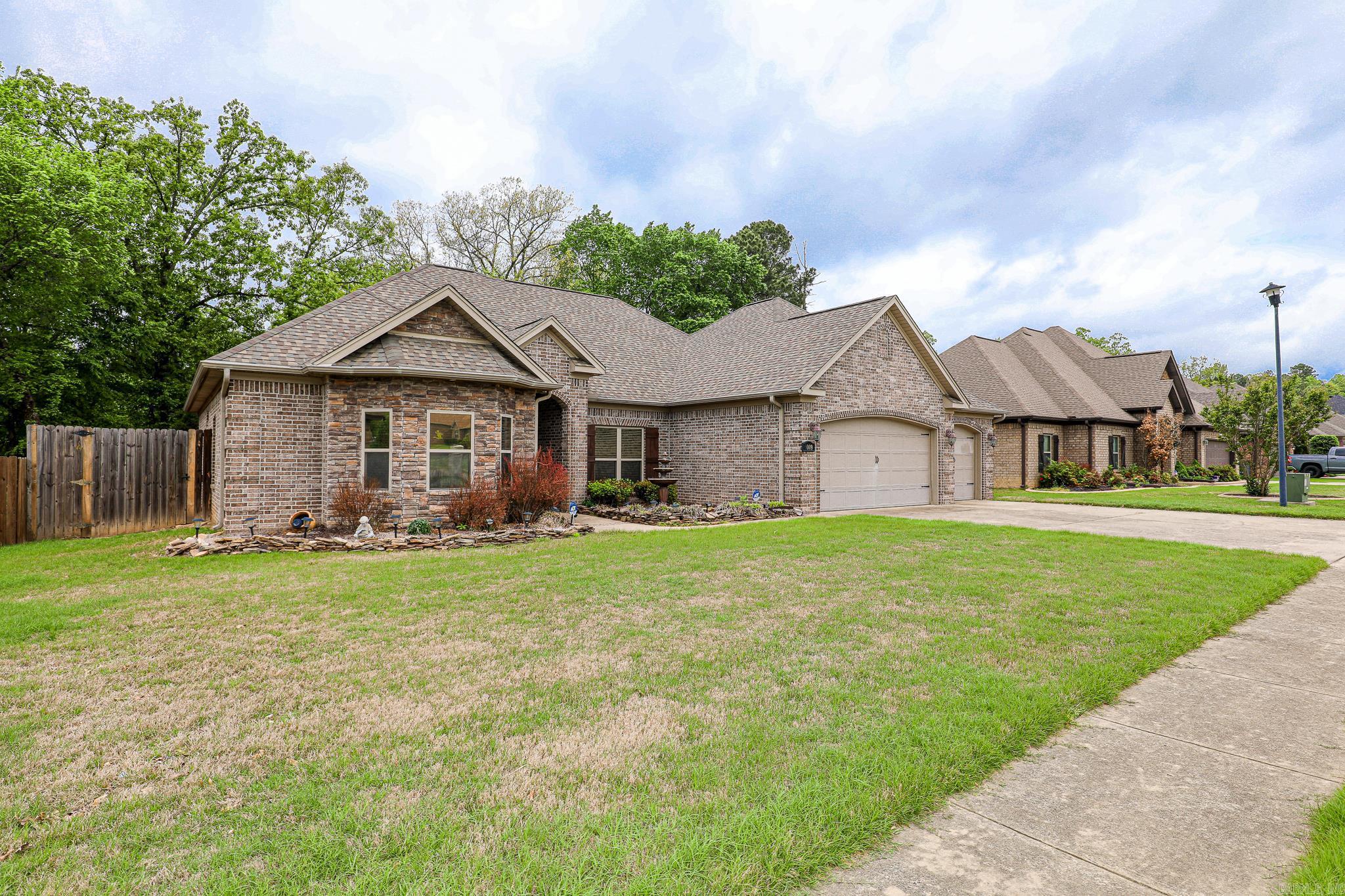 6009 HARDIN DR  Bryant, AR