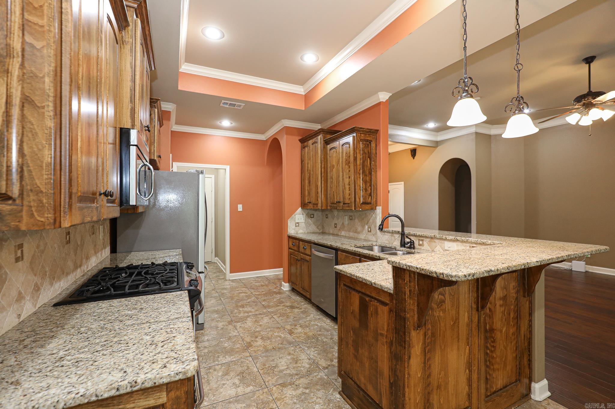 6009 HARDIN DR  Bryant, AR