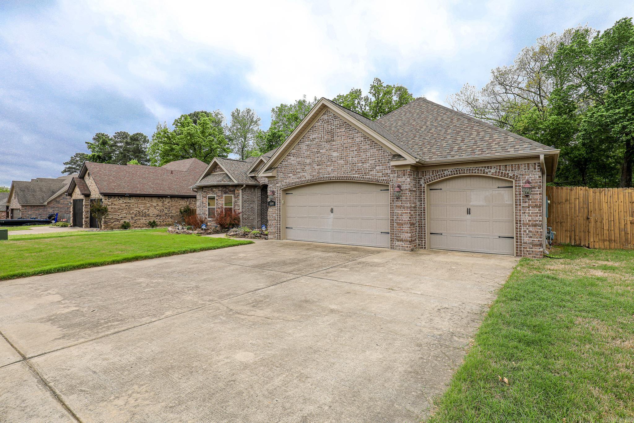 6009 HARDIN DR  Bryant, AR