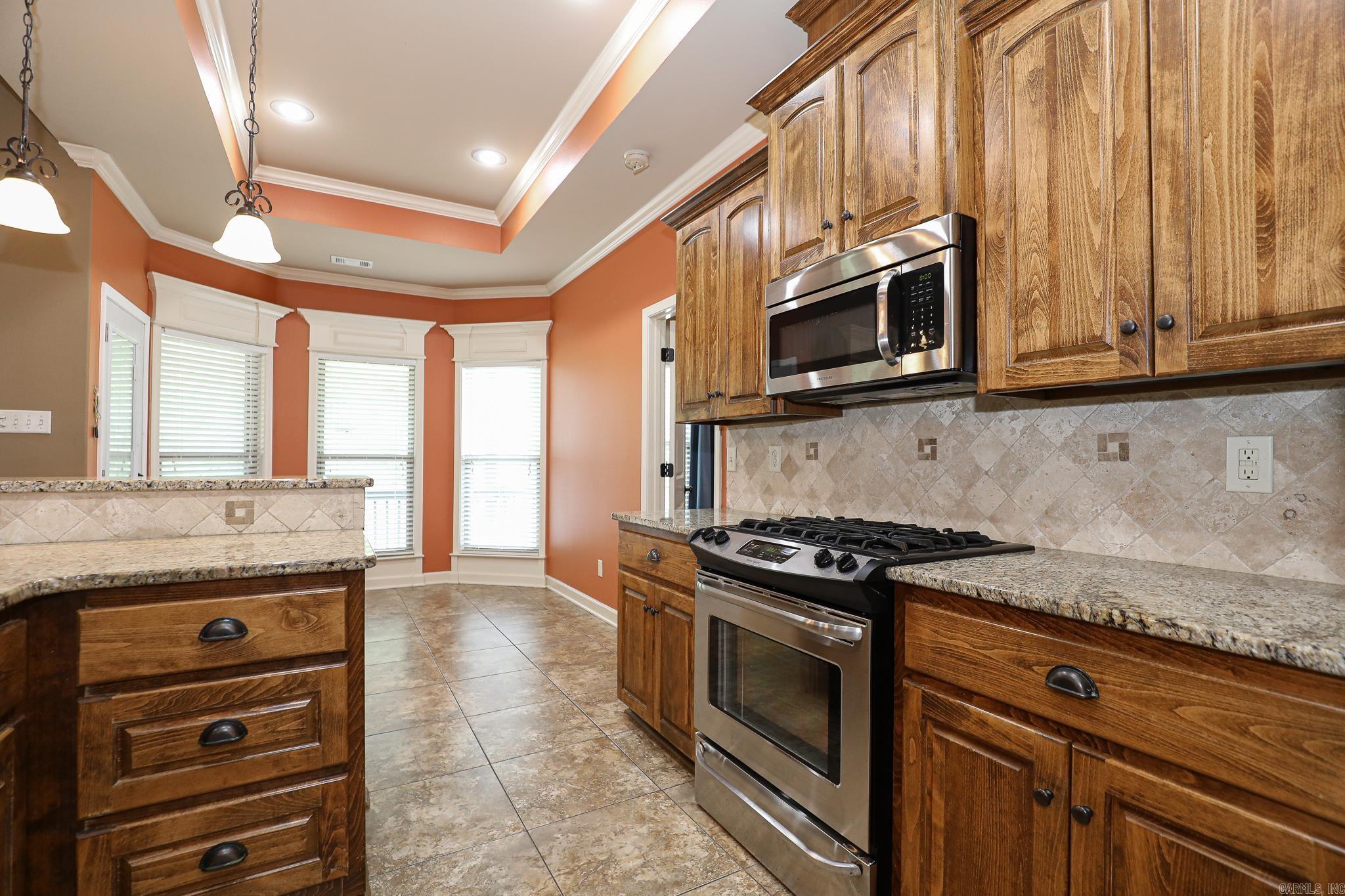 6009 HARDIN DR  Bryant, AR