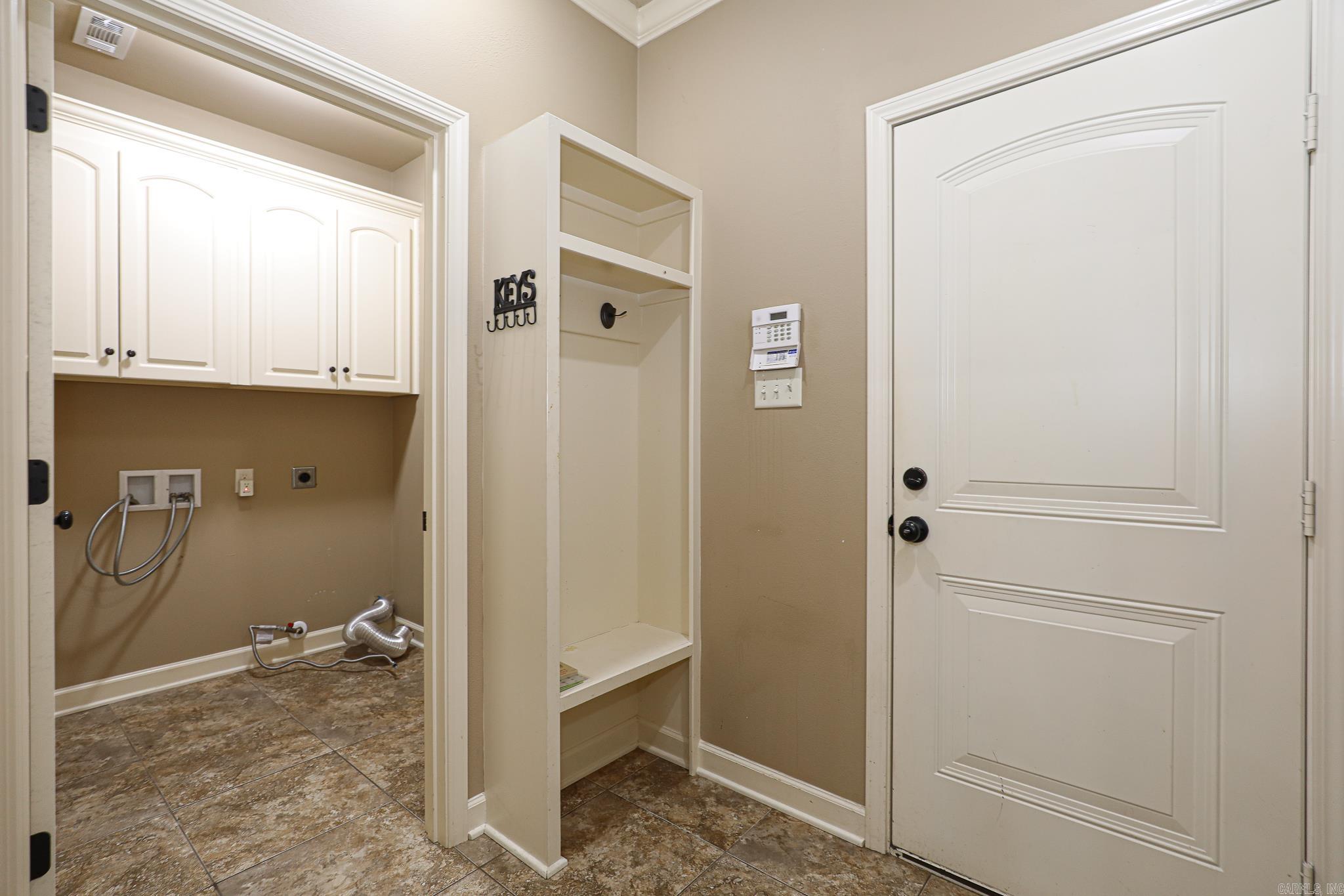 6009 HARDIN DR  Bryant, AR