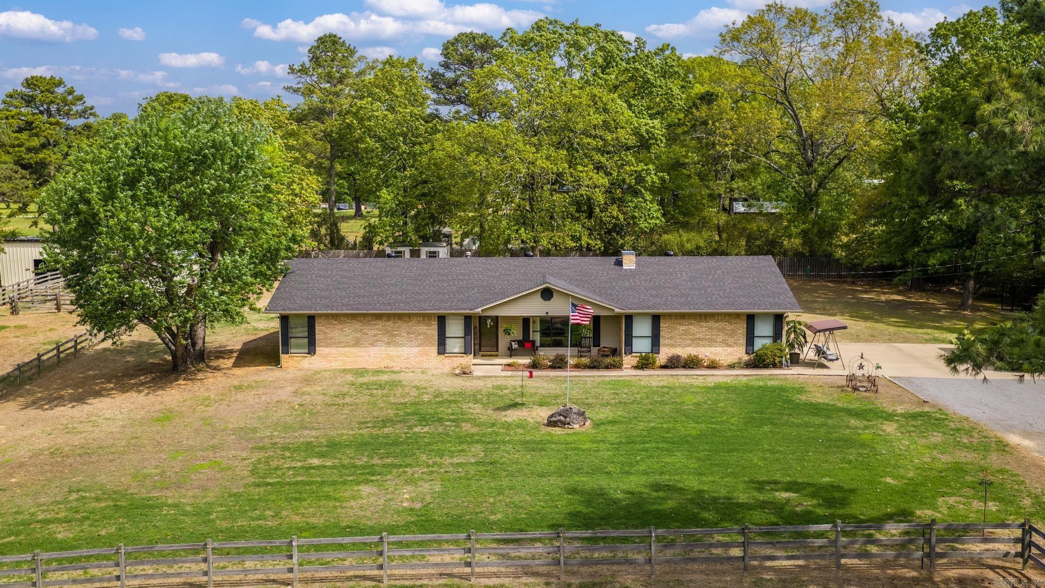 9 Hensley Drive  Damascus, AR