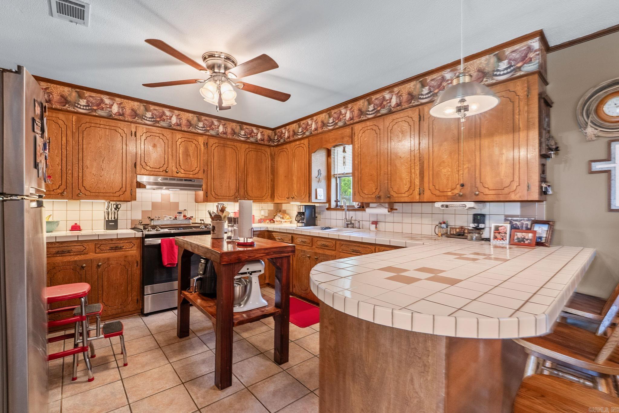 9 Hensley Drive  Damascus, AR