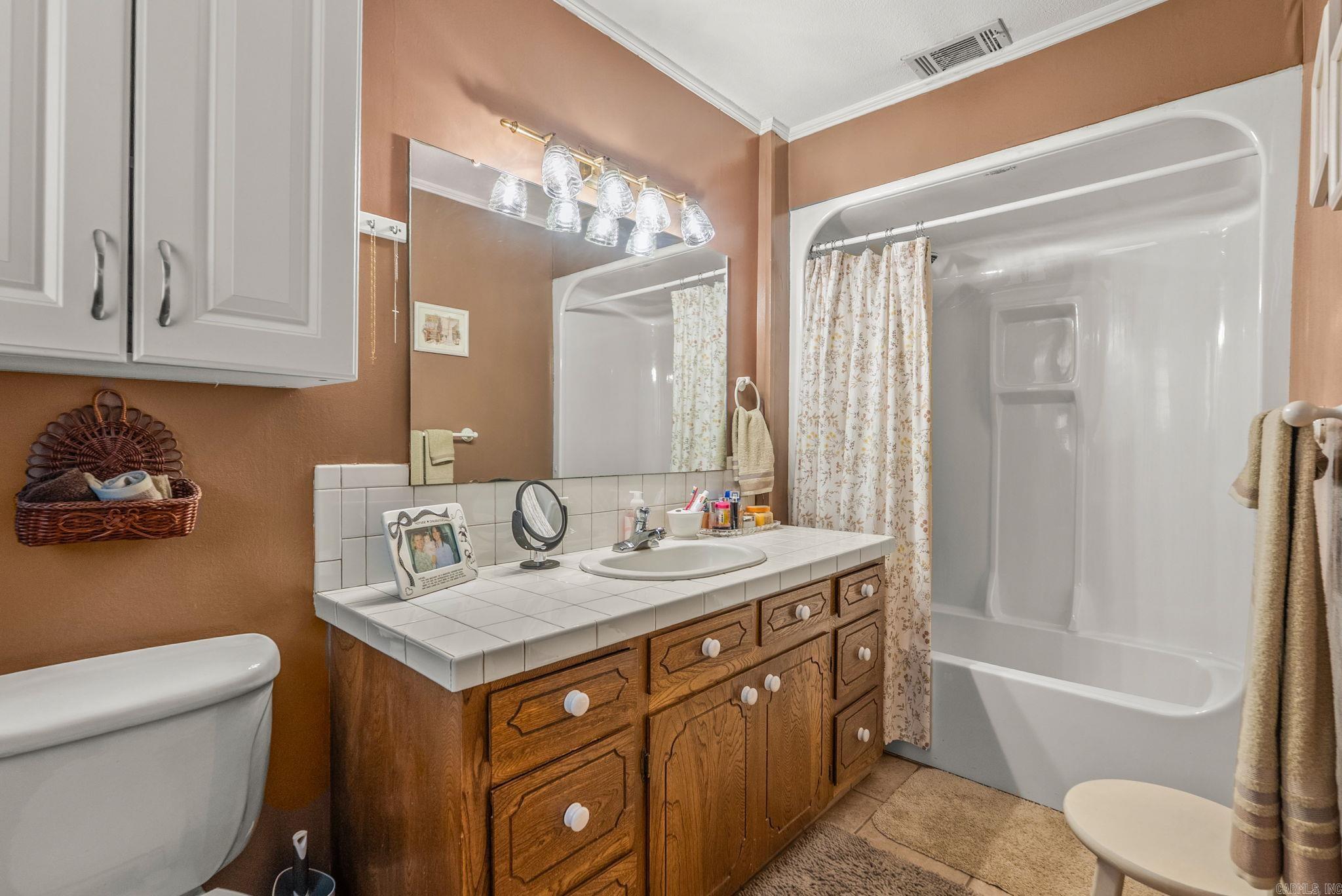 9 Hensley Drive  Damascus, AR