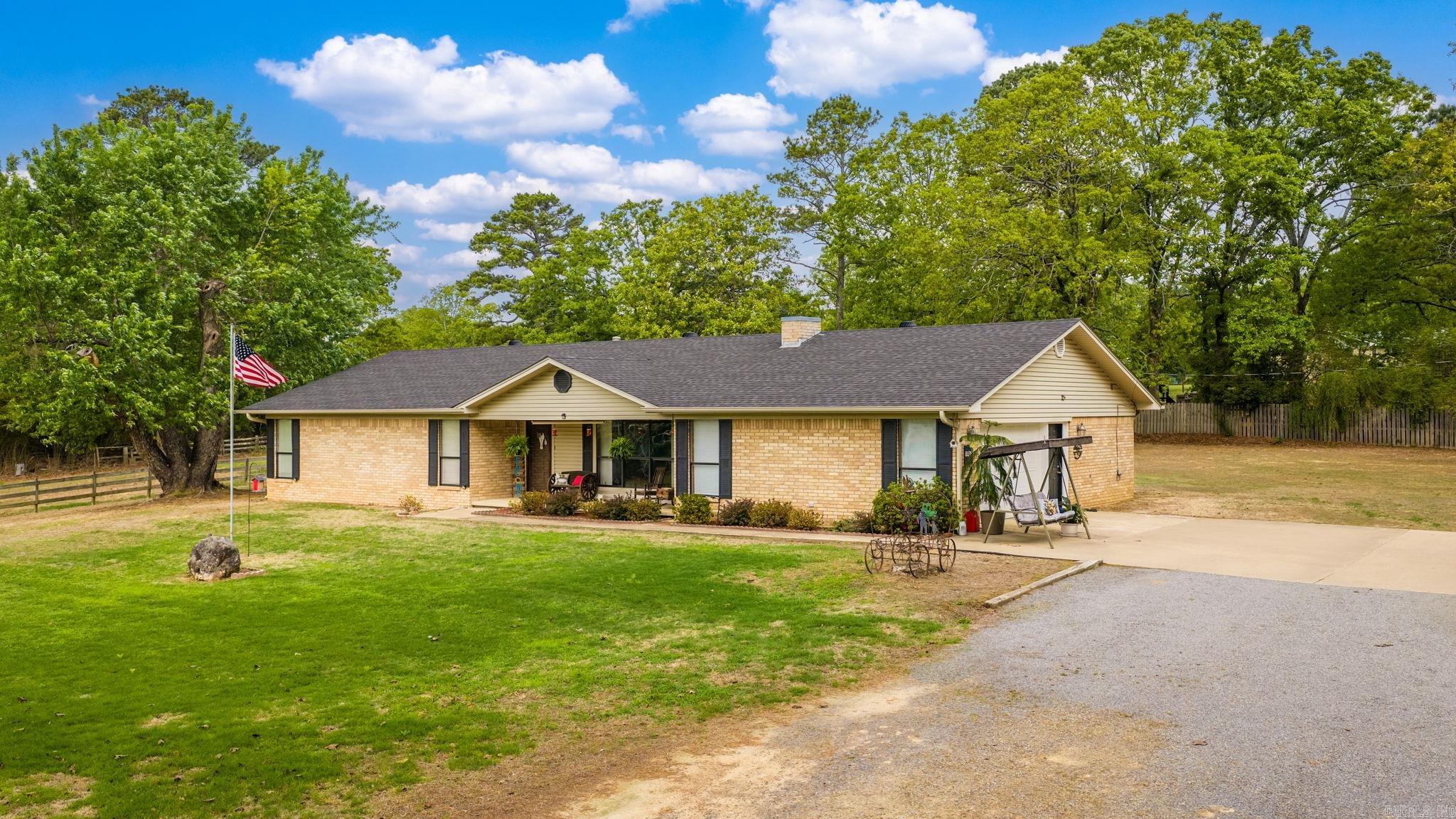 9 Hensley Drive  Damascus, AR