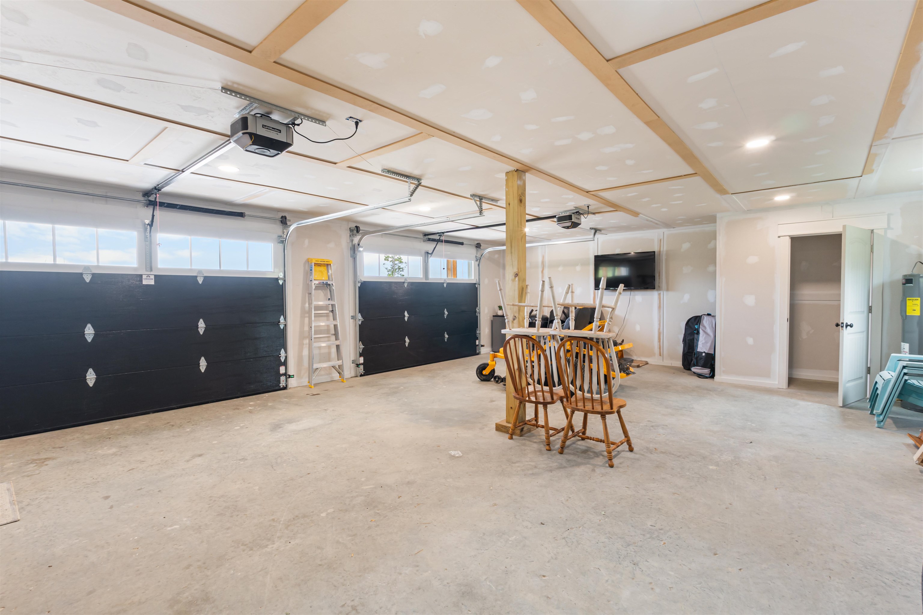 1881 E AR 56 Hwy  Violet Hill, AR