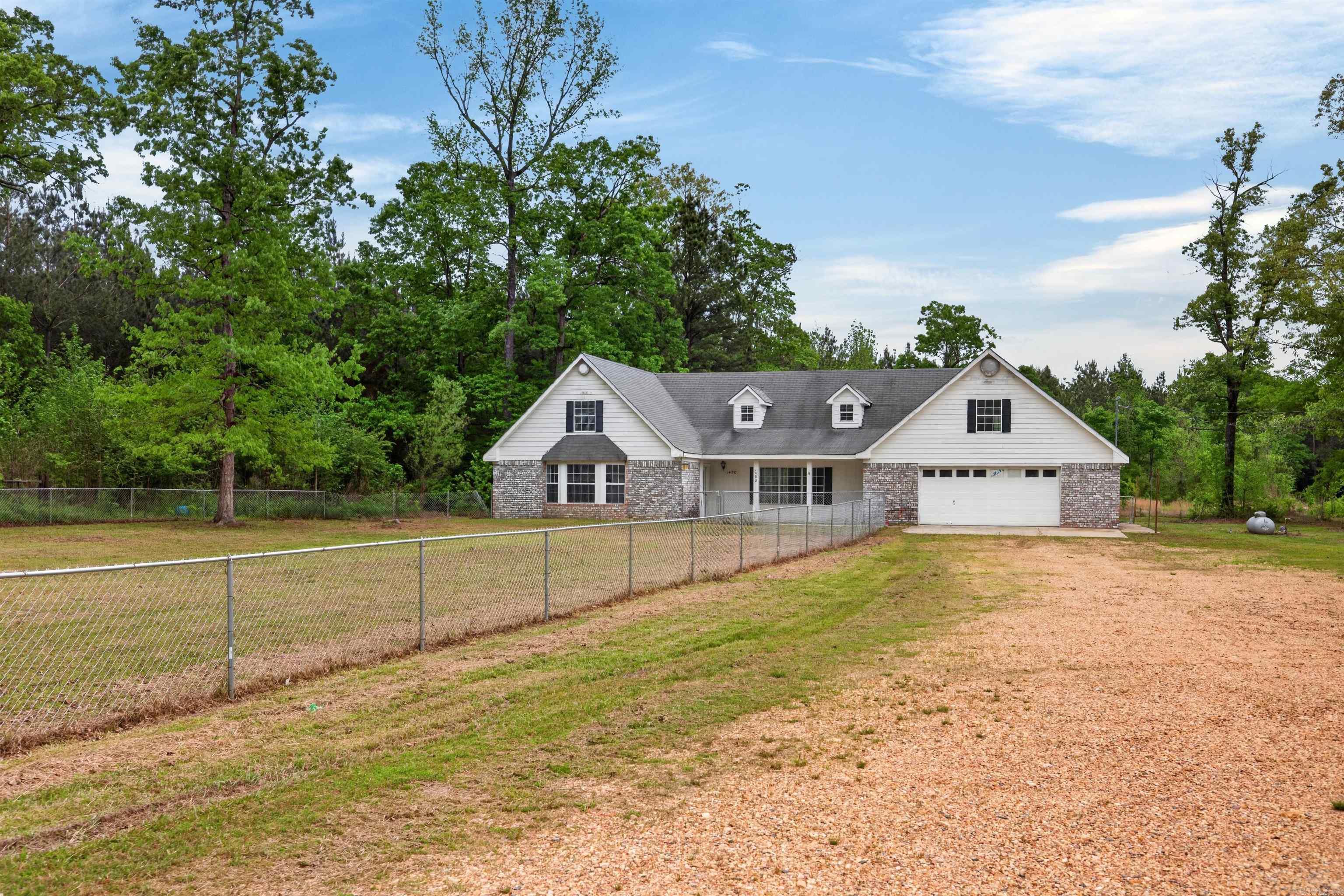 1480 W Highway 70  Dierks, AR