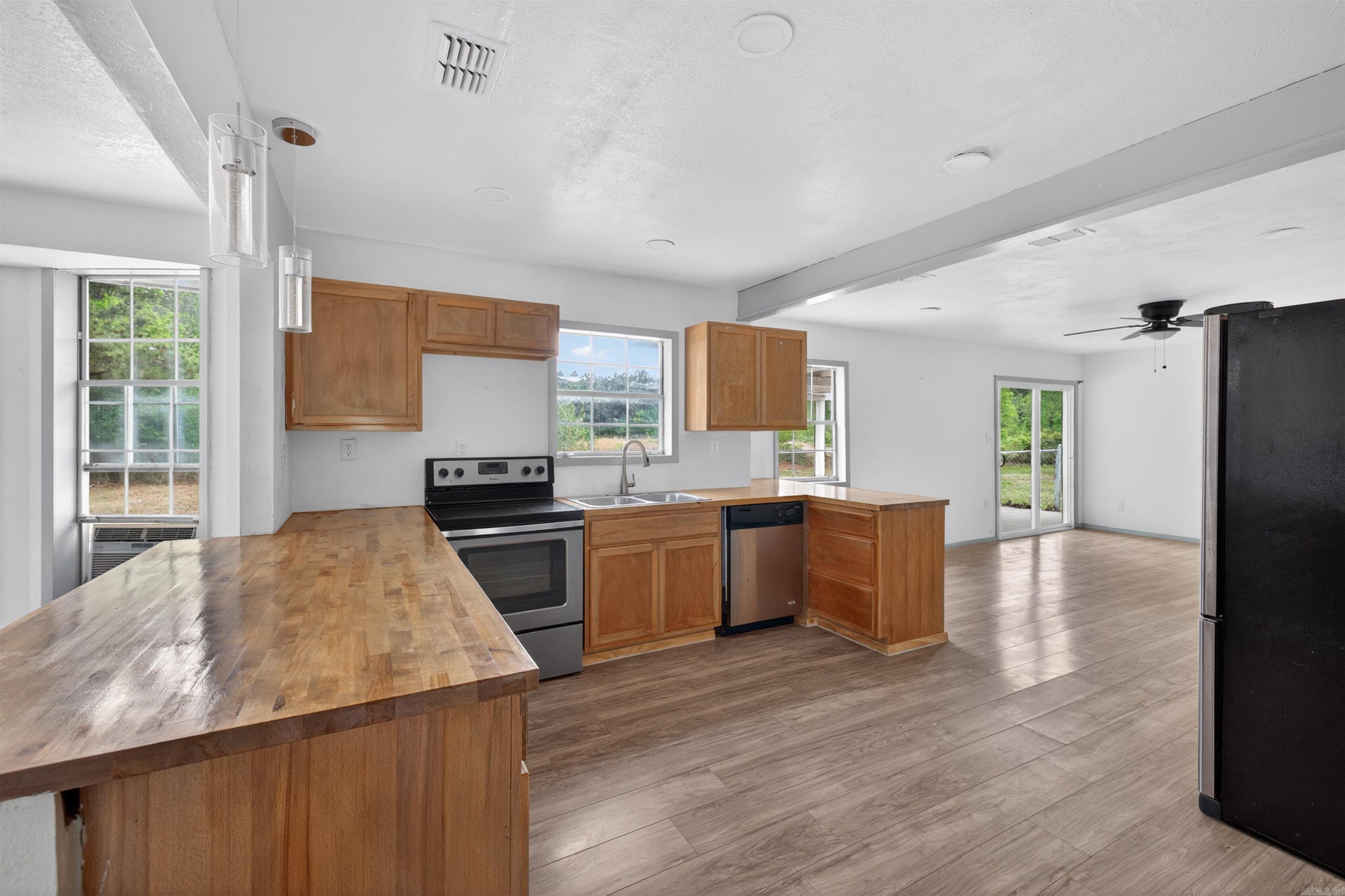 1480 W Highway 70  Dierks, AR