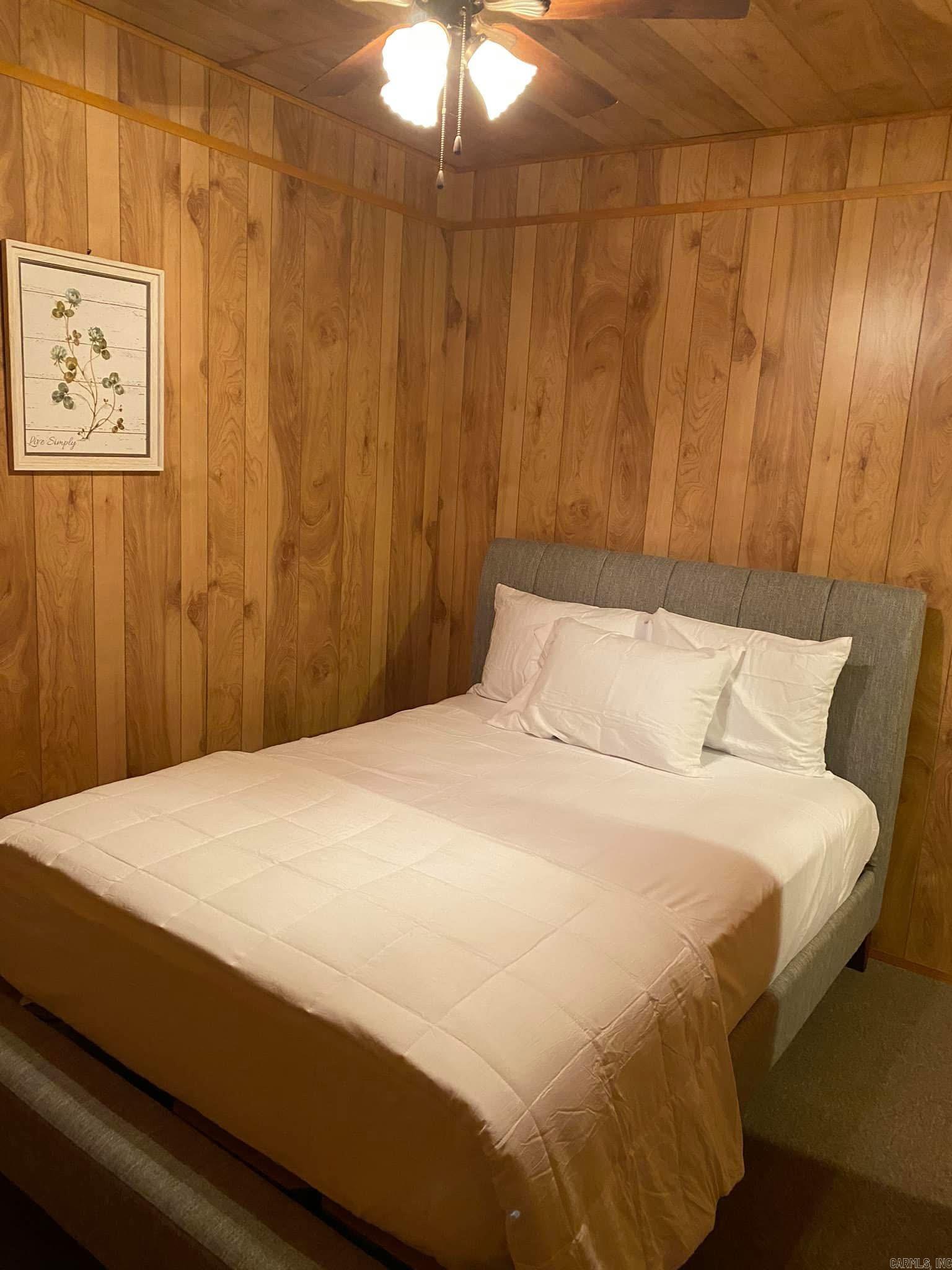 355 RIVERBEND  Clinton, AR