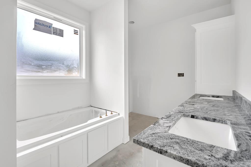 6 Ricky Lane  Greenbrier, AR