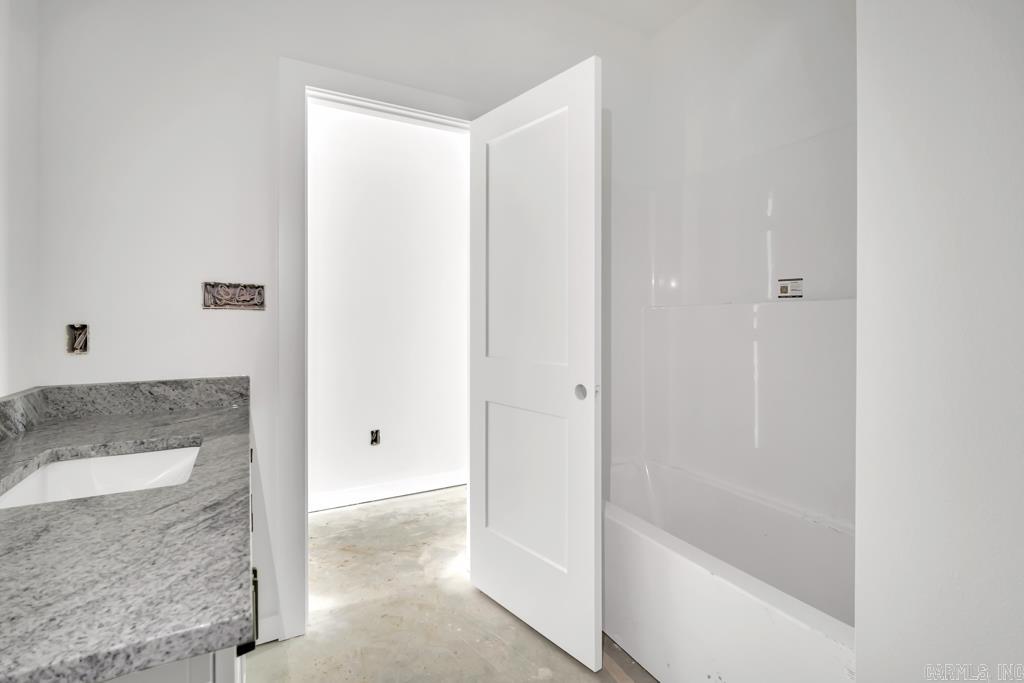 6 Ricky Lane  Greenbrier, AR