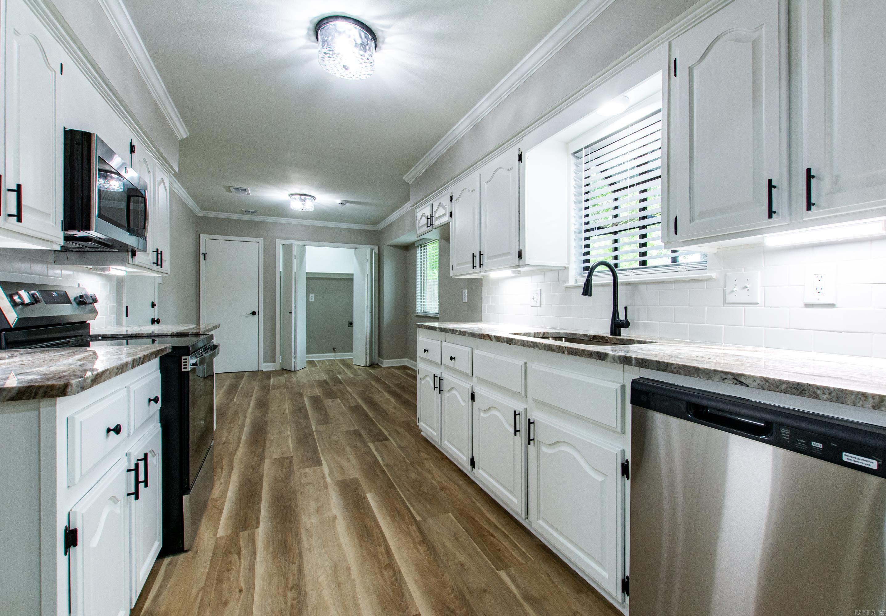 8 Orange Blossom  Little Rock, AR