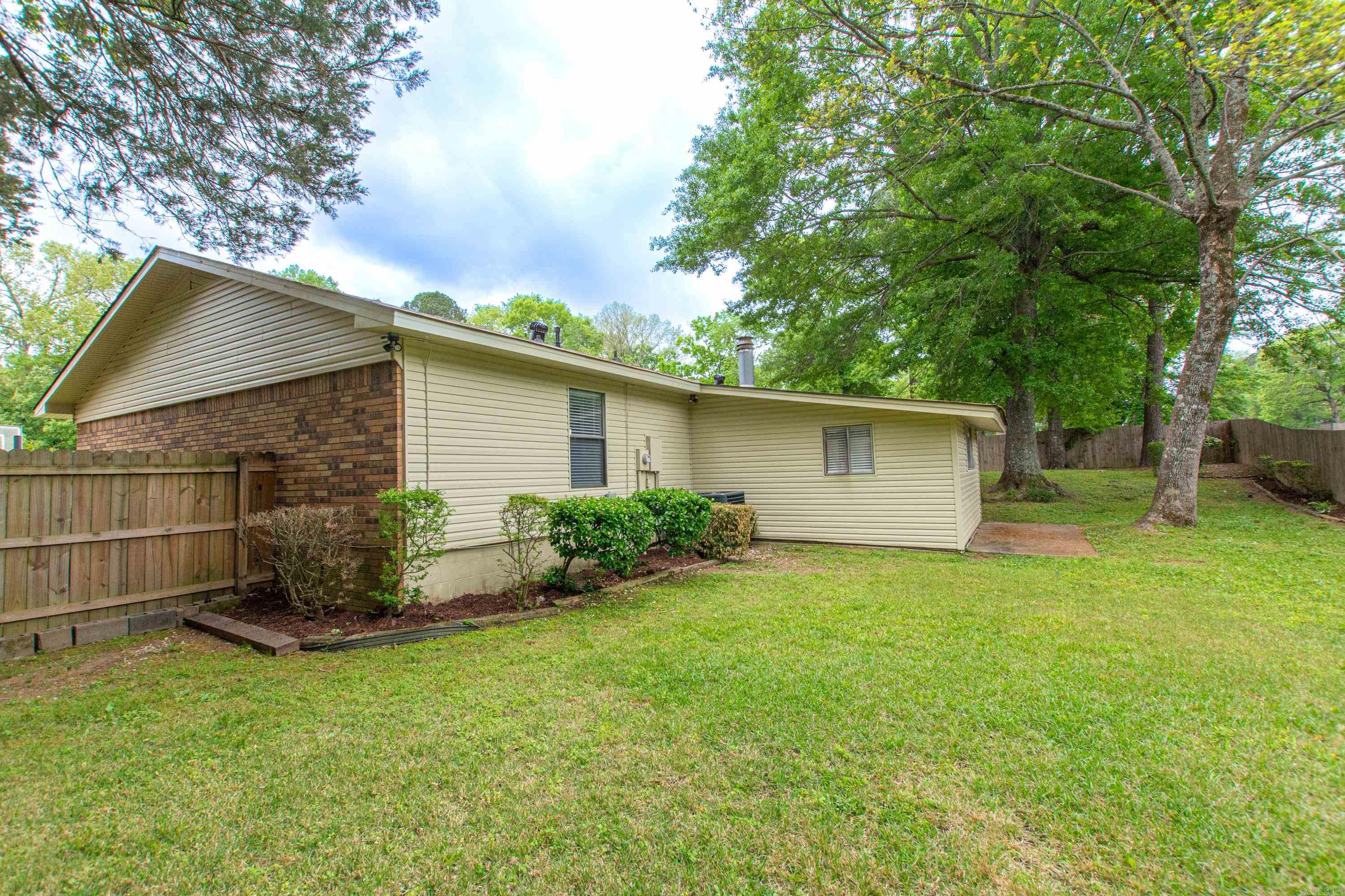 8 Orange Blossom  Little Rock, AR
