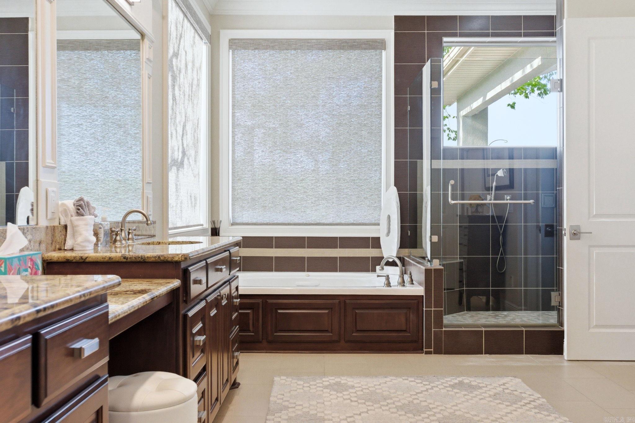 1 Levantino  Hot Springs Village, AR