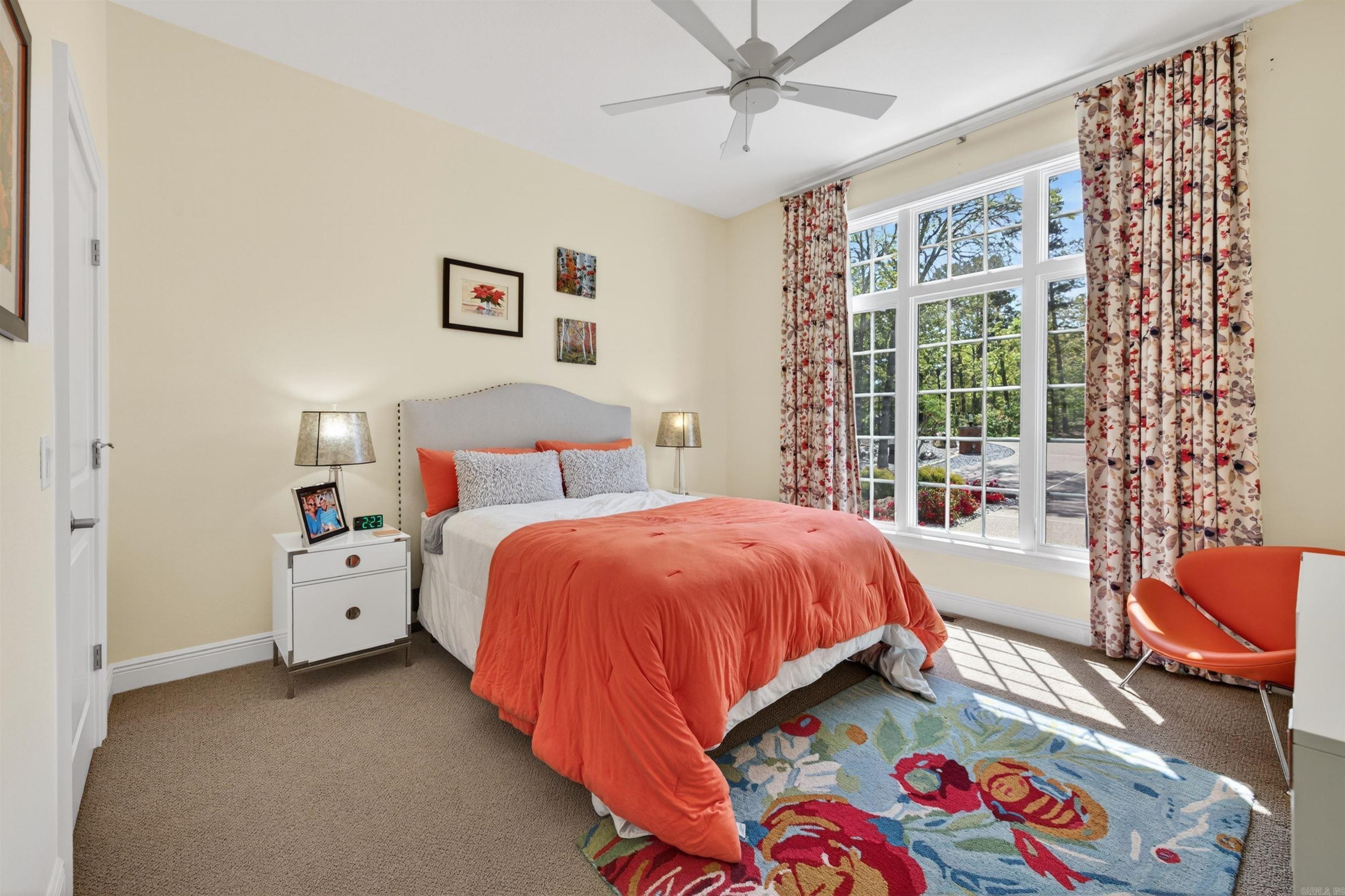 1 Levantino  Hot Springs Village, AR