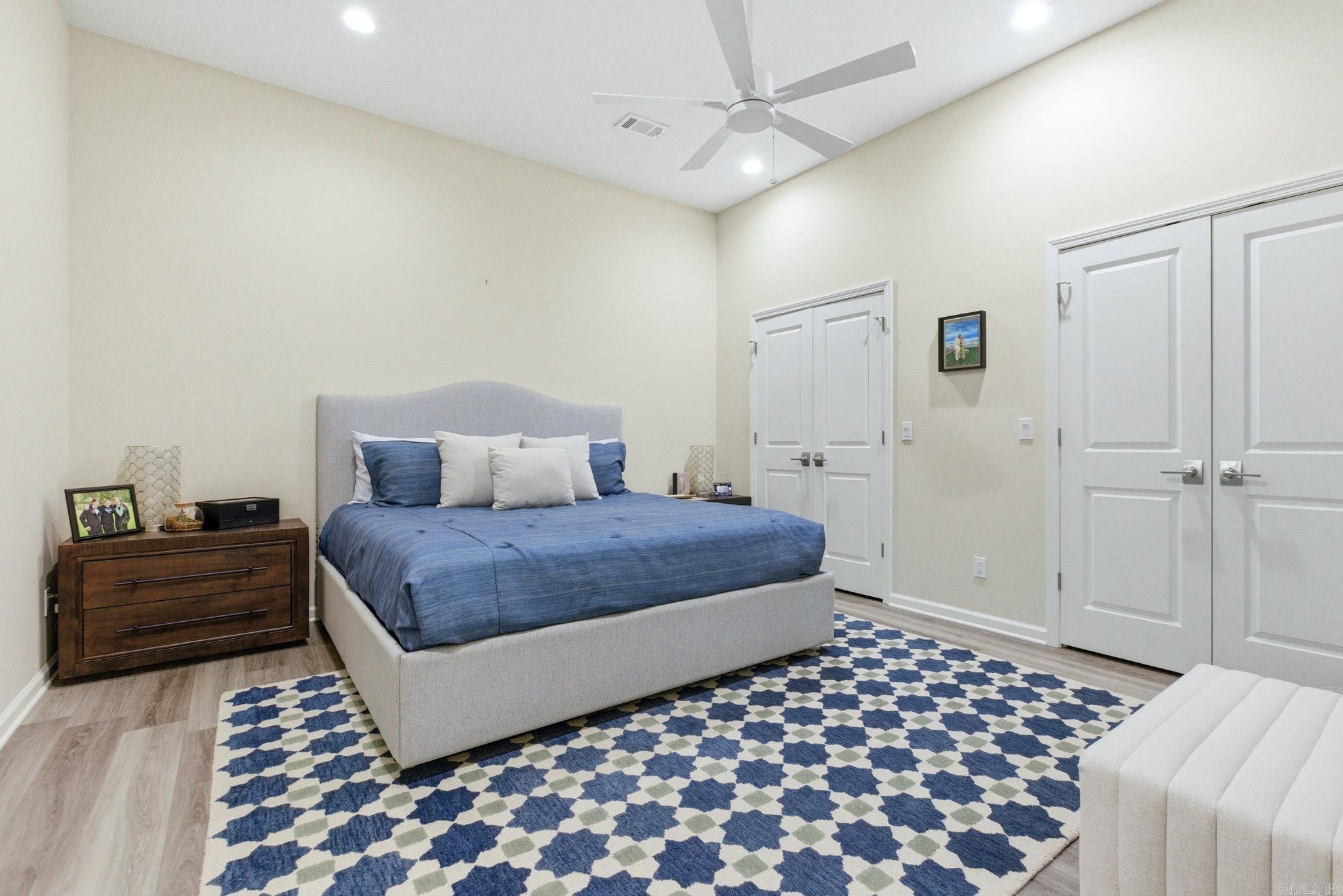 1 Levantino  Hot Springs Village, AR