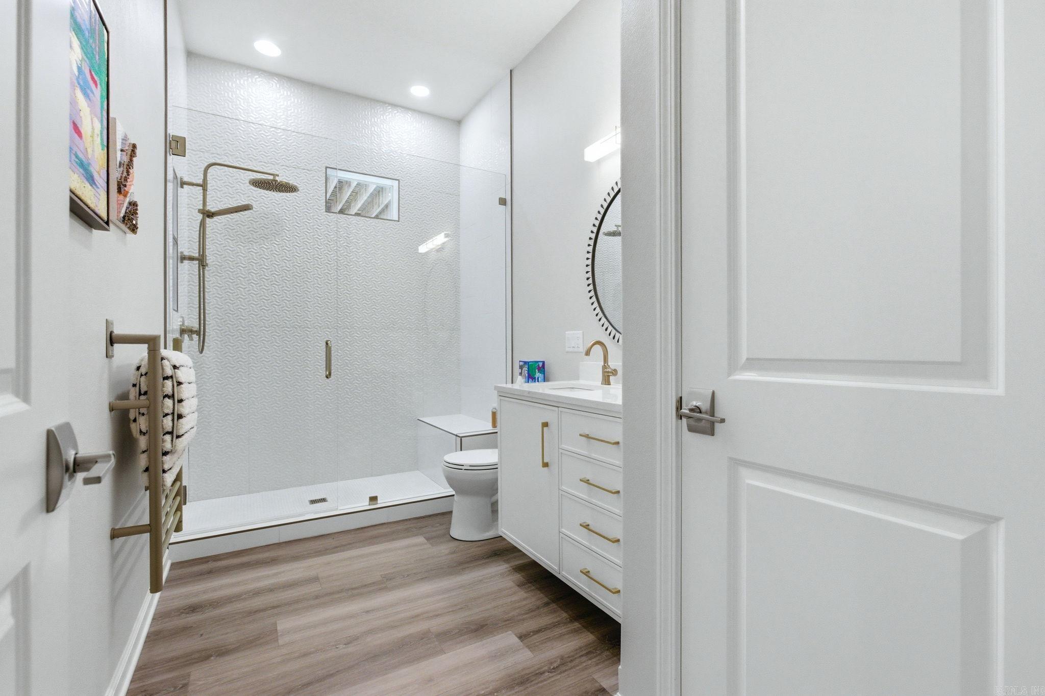 1 Levantino  Hot Springs Village, AR