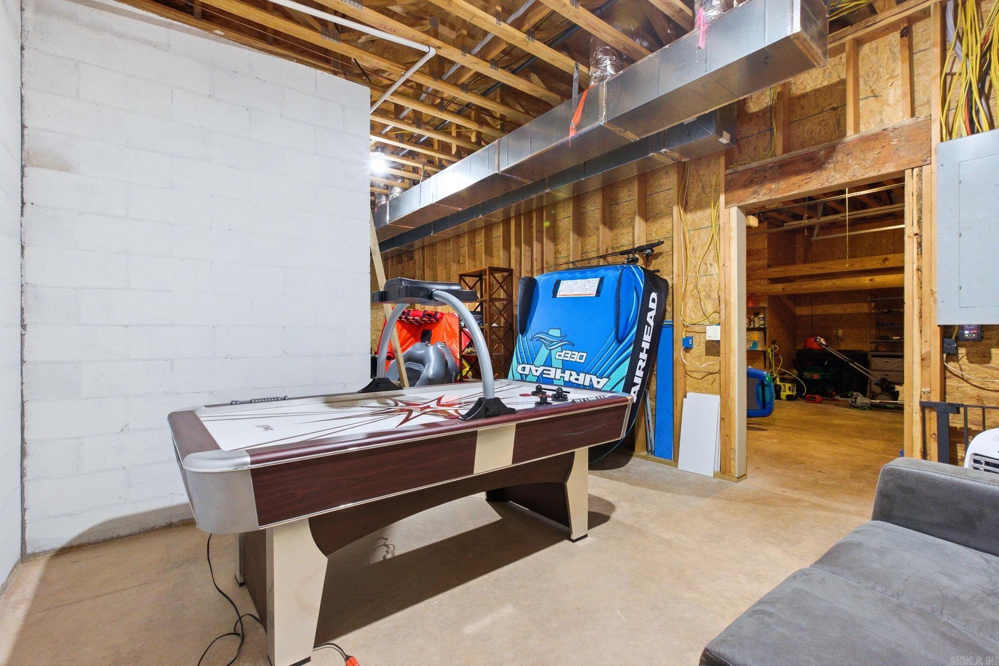 1 Levantino  Hot Springs Village, AR