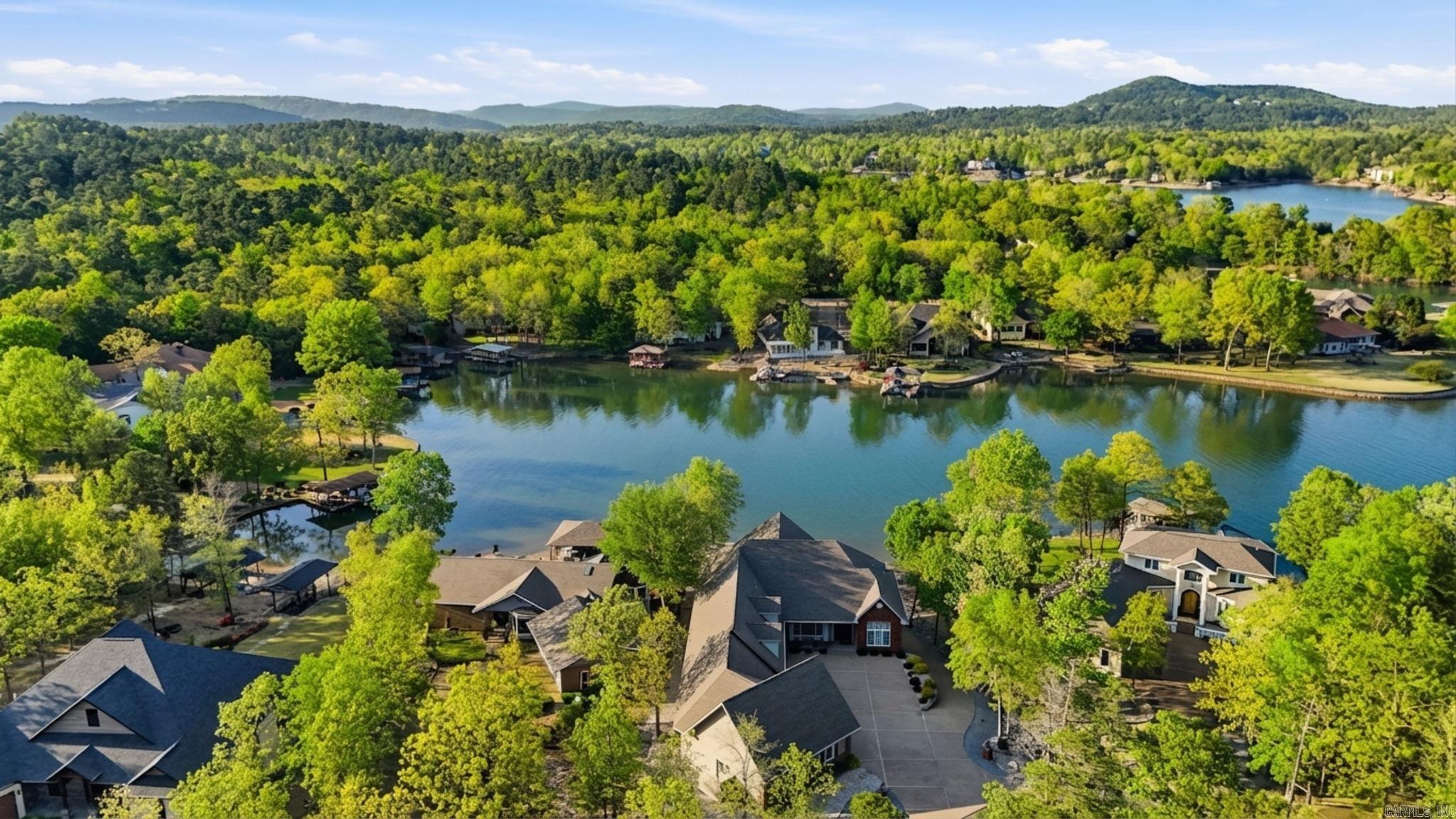 1 Levantino  Hot Springs Village, AR