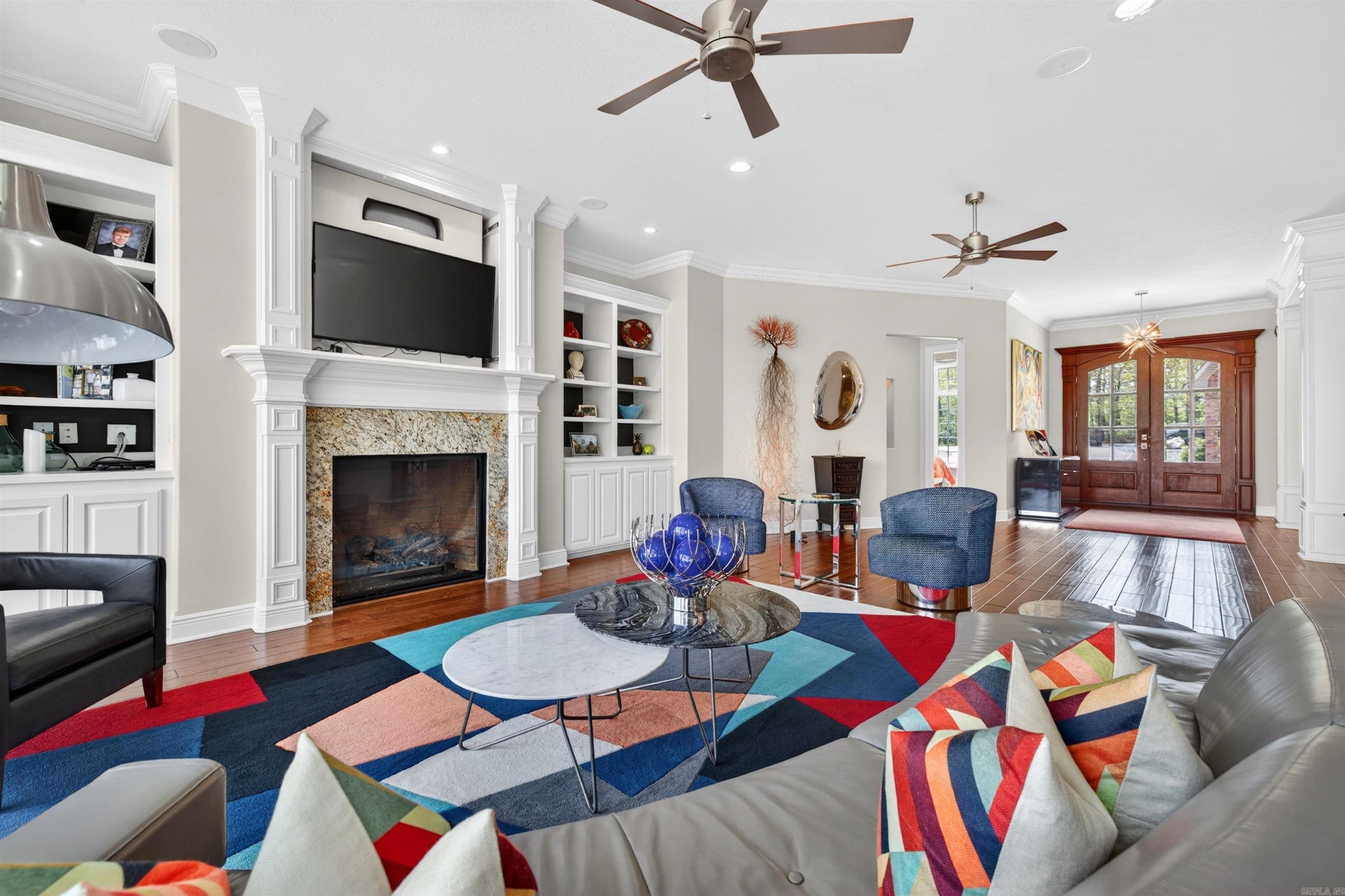 1 Levantino  Hot Springs Village, AR