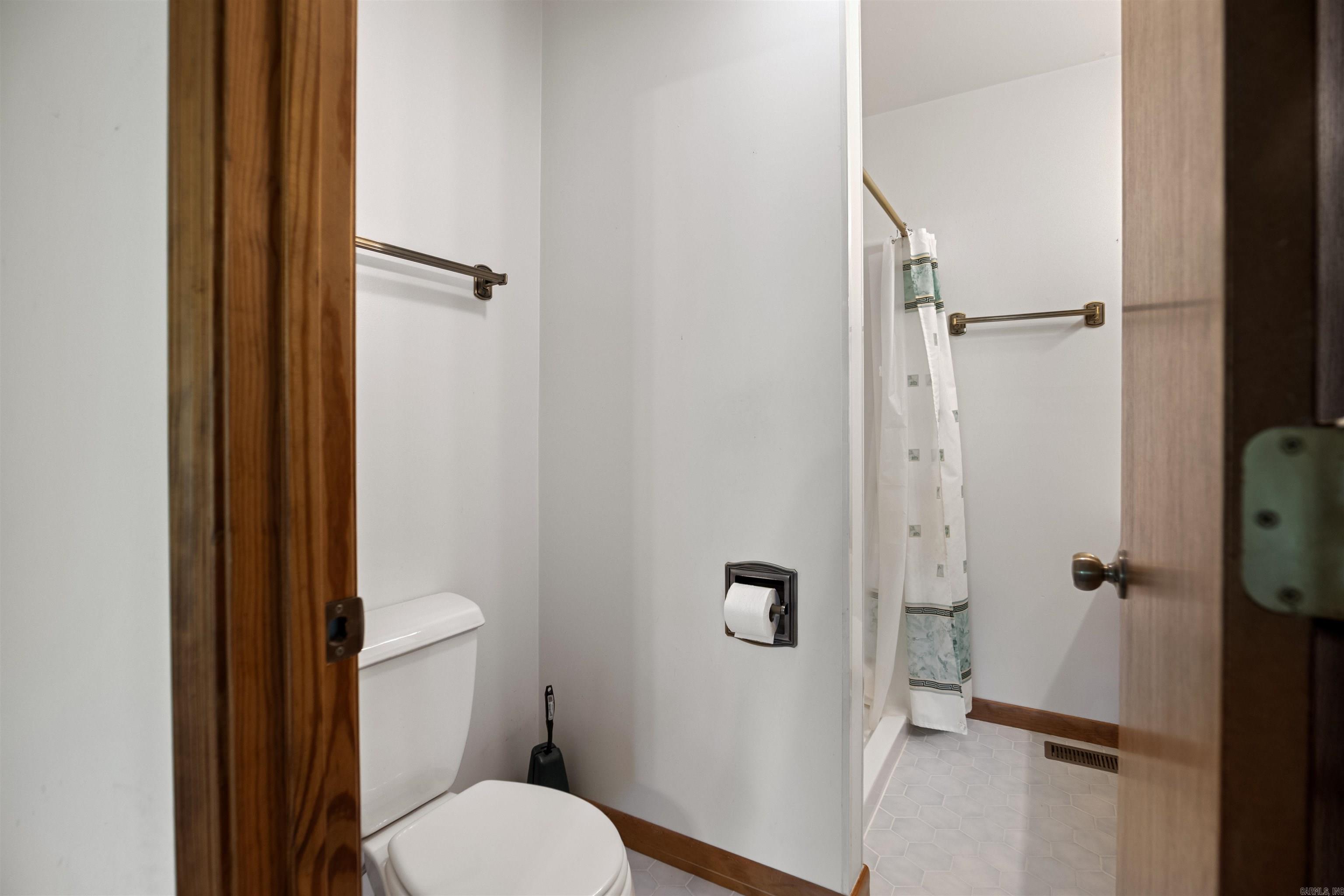 11 Awi  Cherokee Village, AR