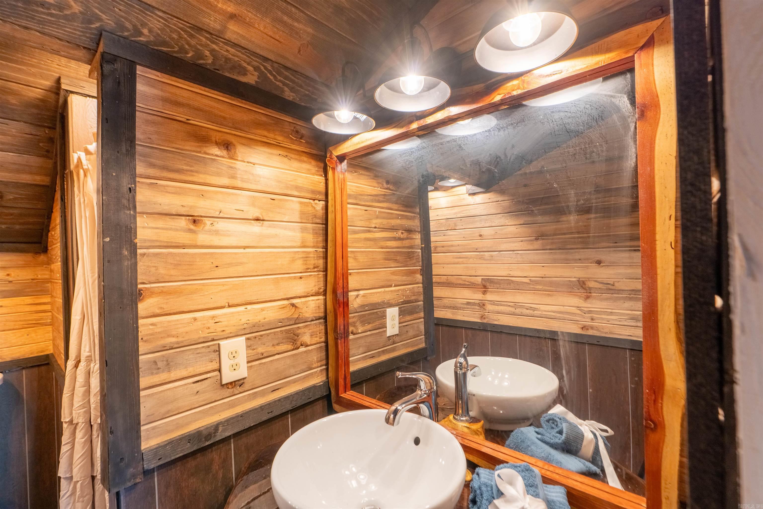 12633 HWY 65  Saint Joe, AR