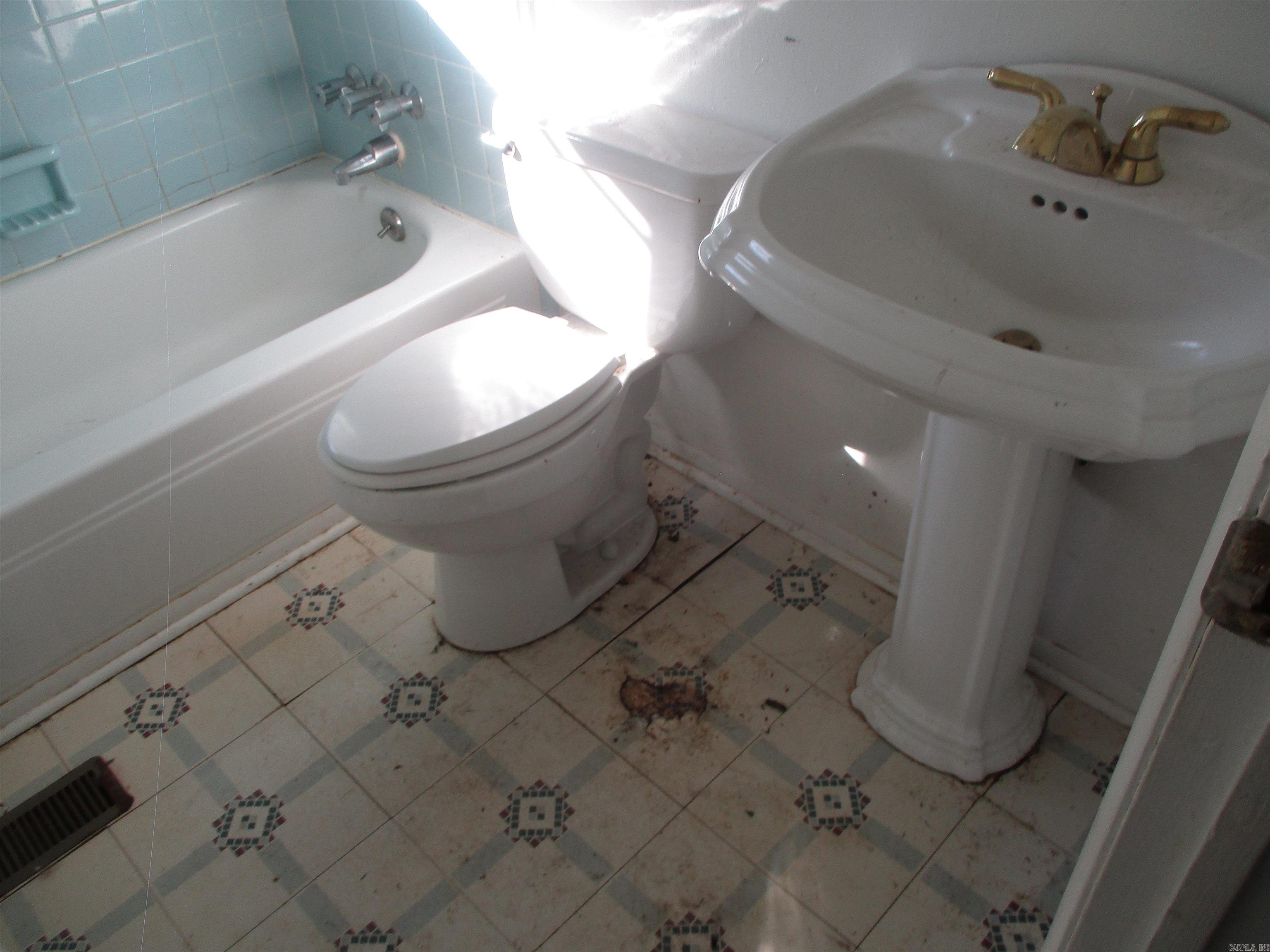 57 White Oak  Little Rock, AR