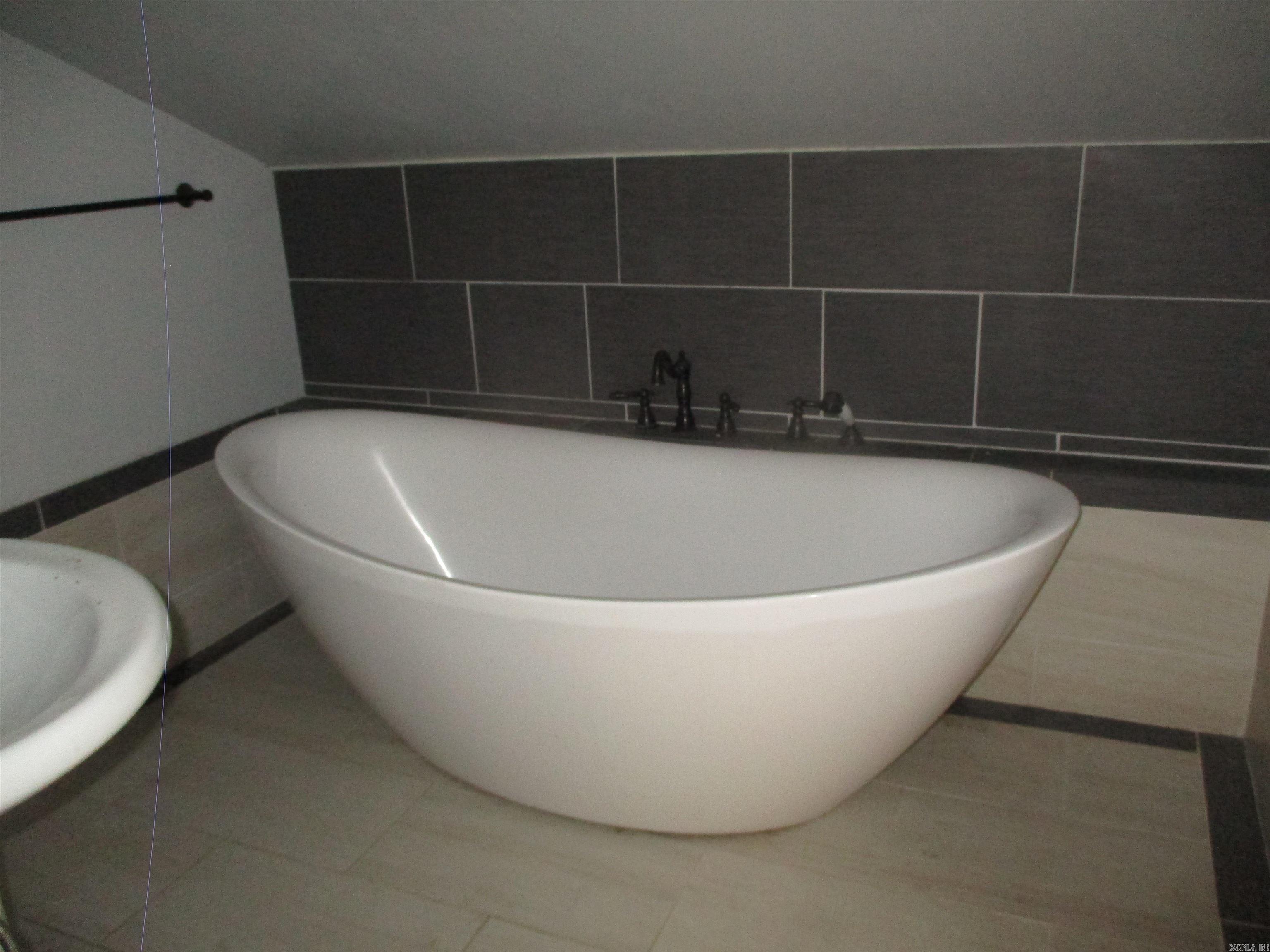 57 White Oak  Little Rock, AR