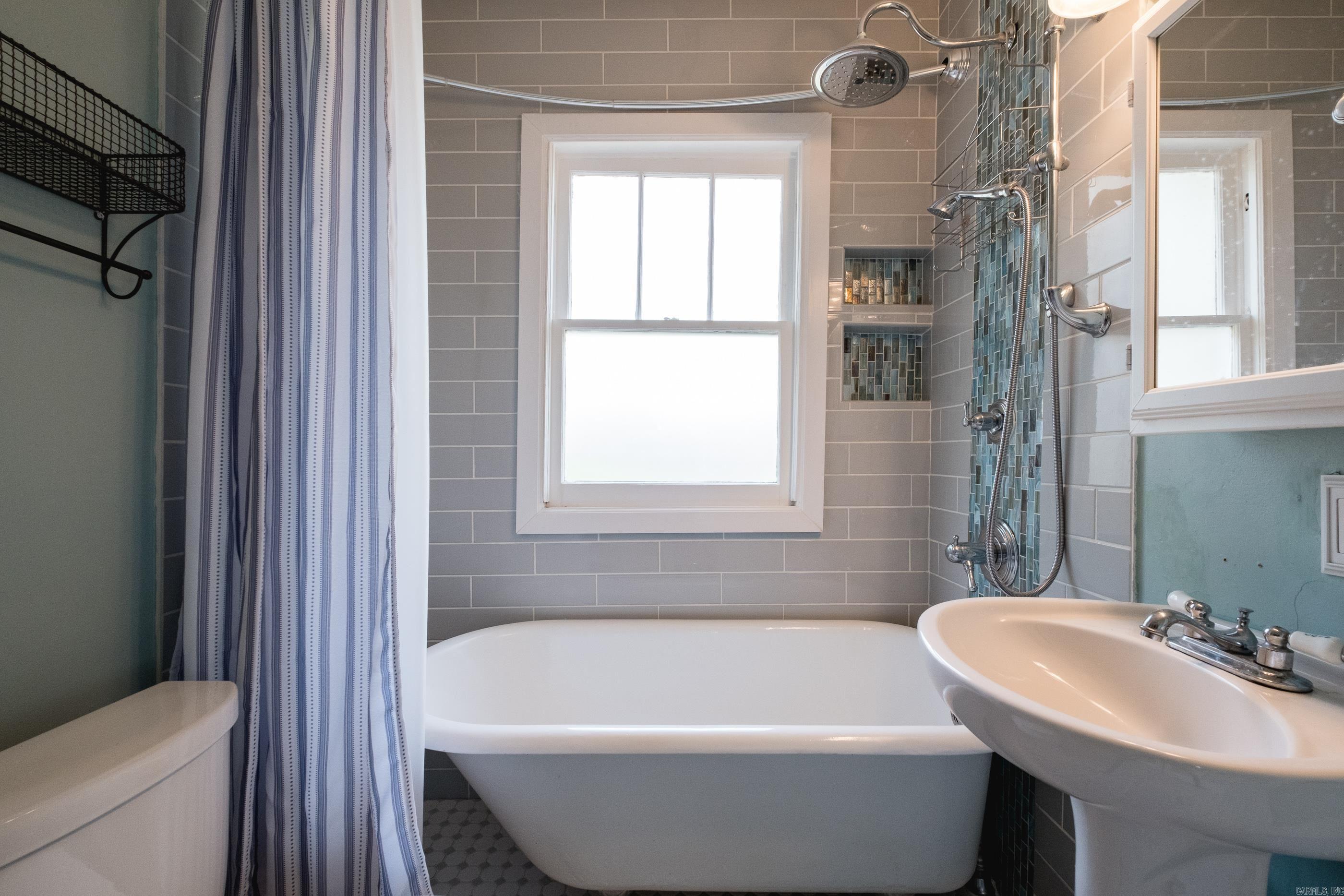 5418 C  Little Rock, AR