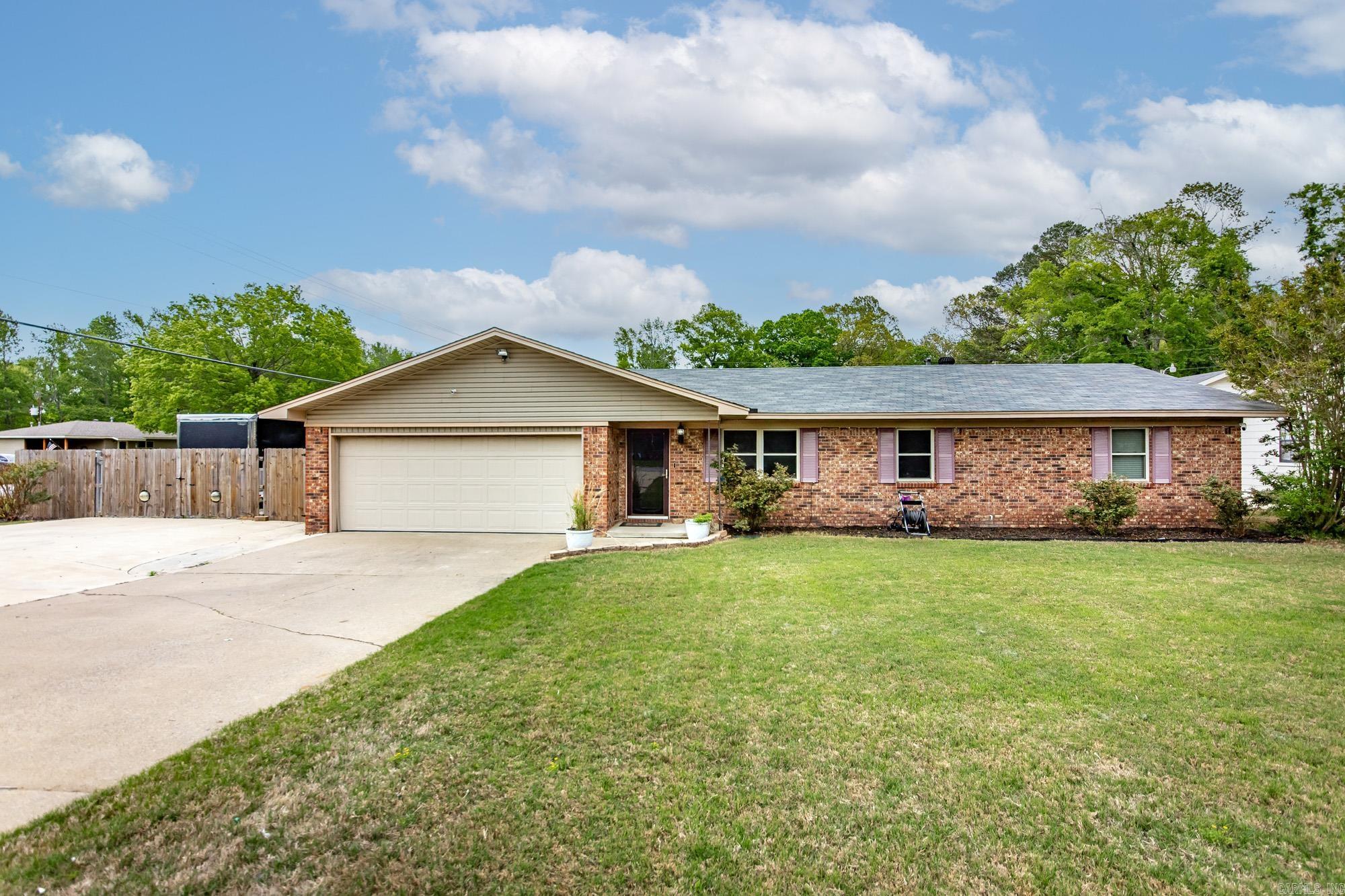 609 Lynnewood  Jacksonville, AR