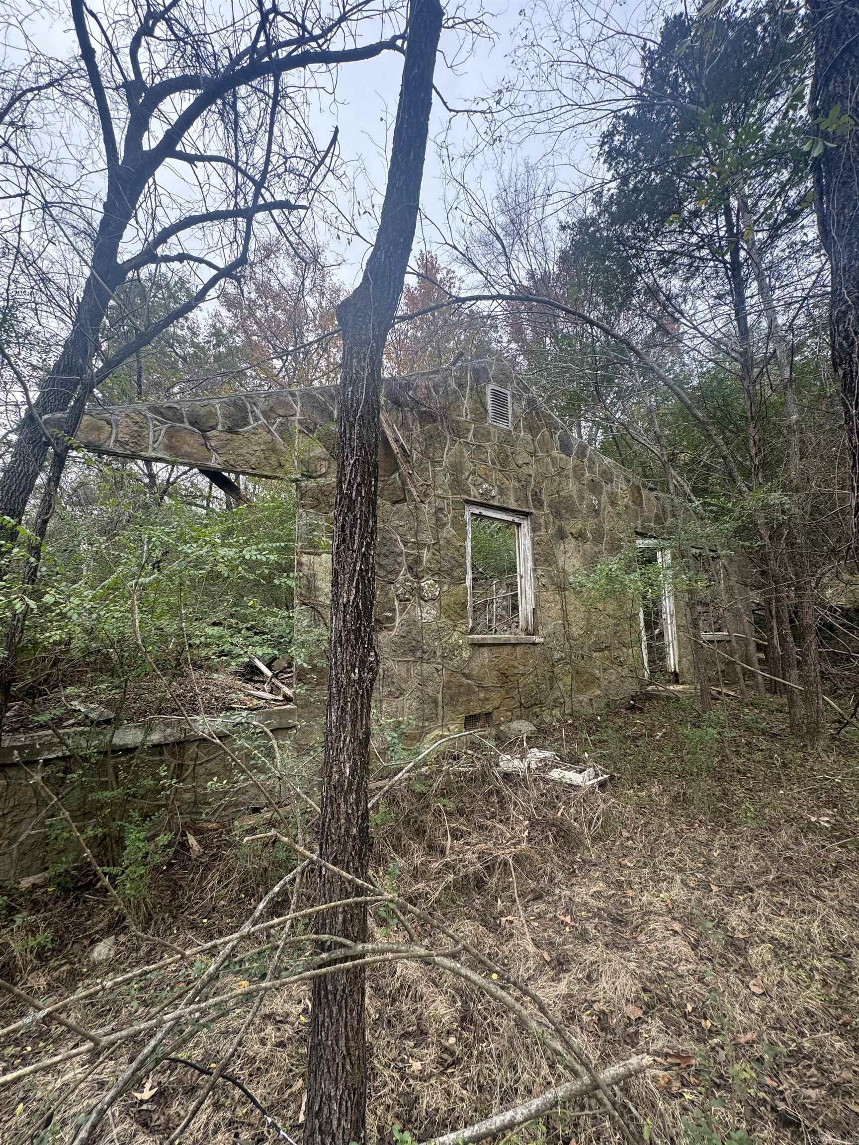 1457 N 2Nd St  Ozark, AR