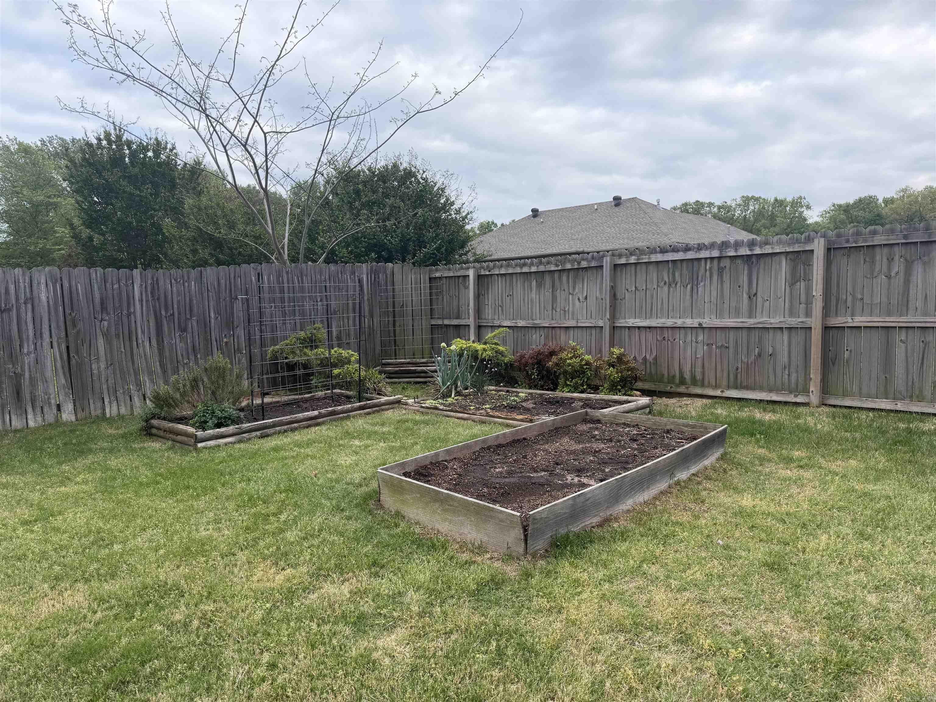 23 Sioux Dr  Austin, AR