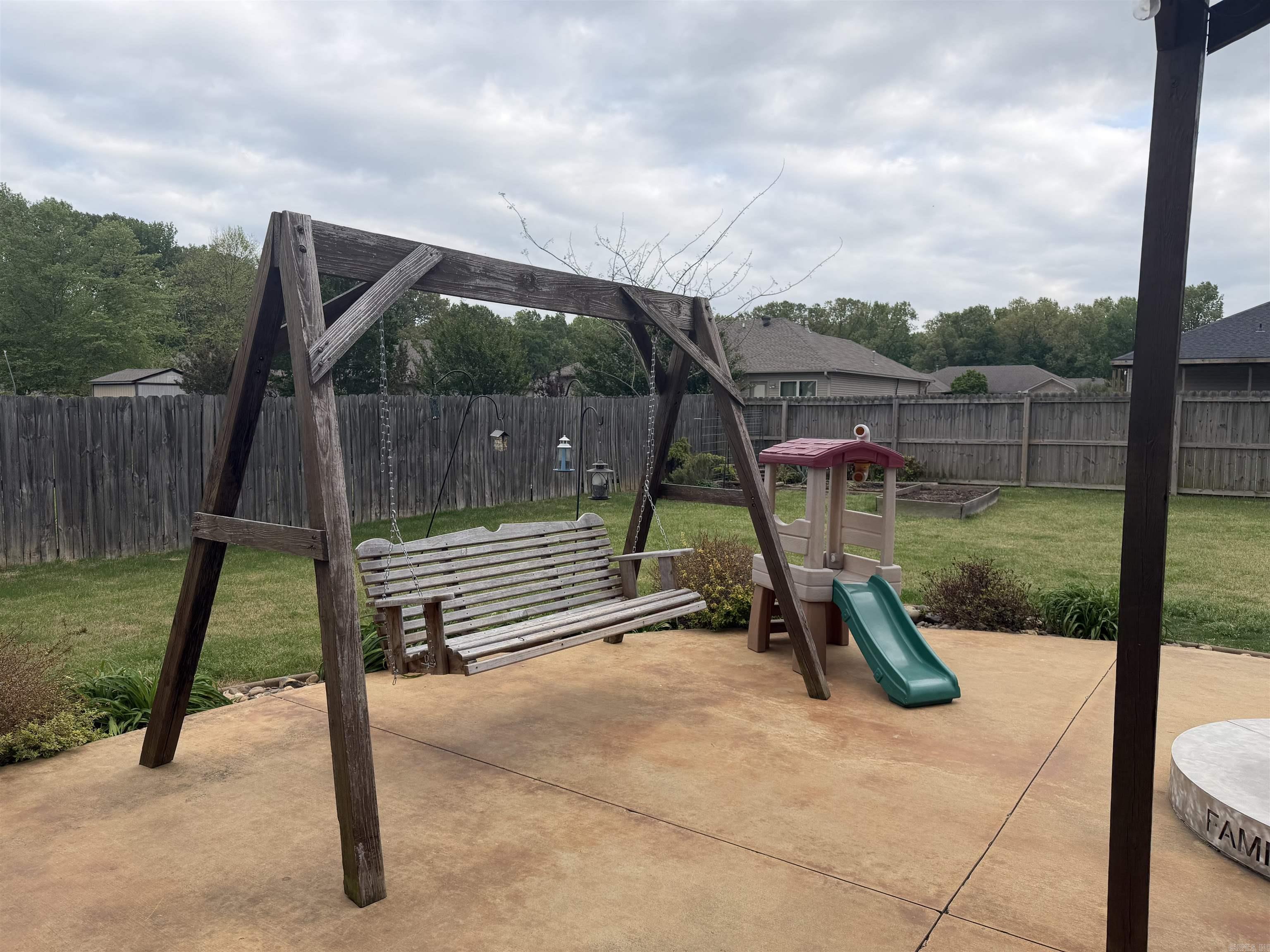 23 Sioux Dr  Austin, AR