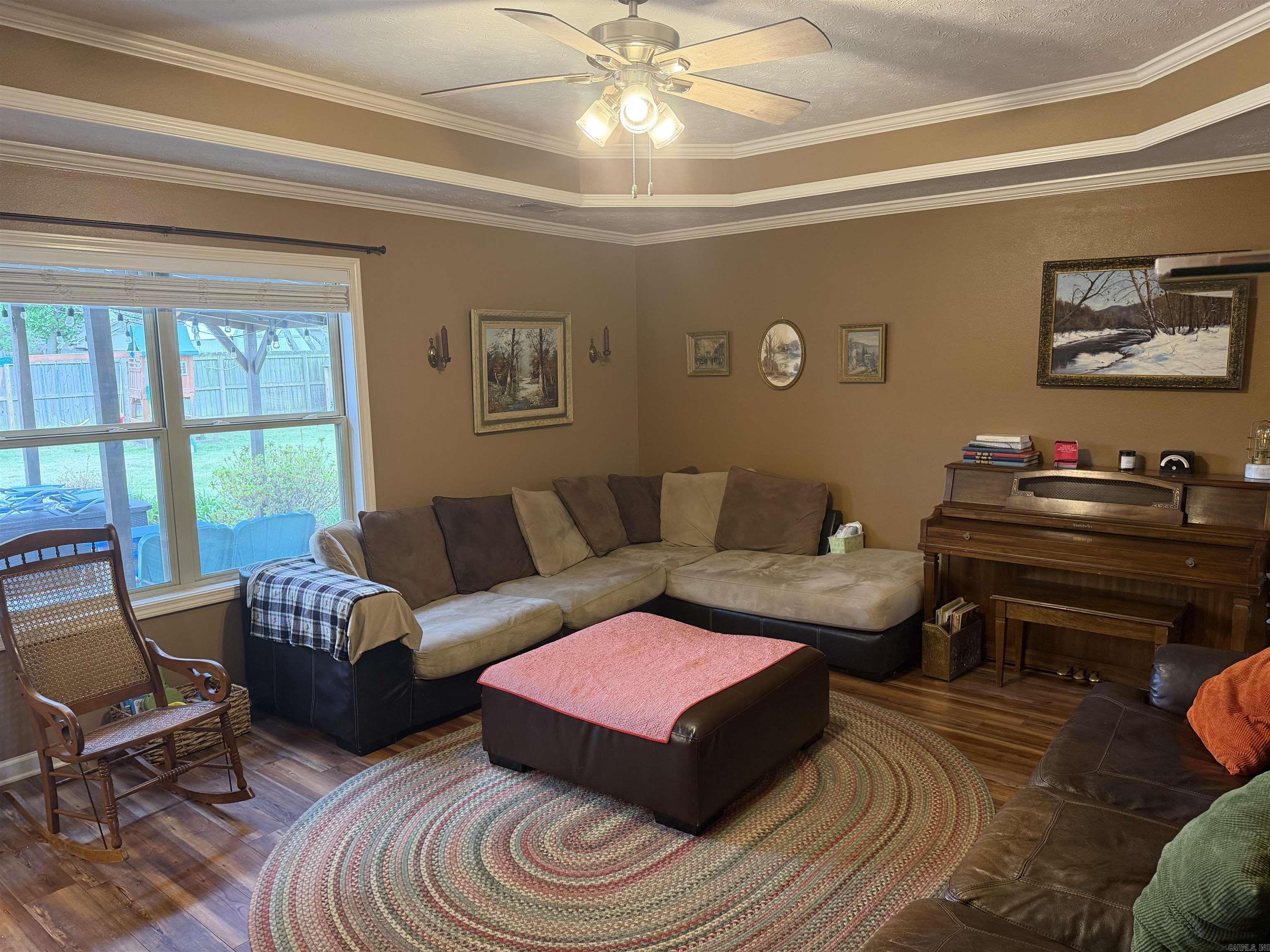 23 Sioux Dr  Austin, AR