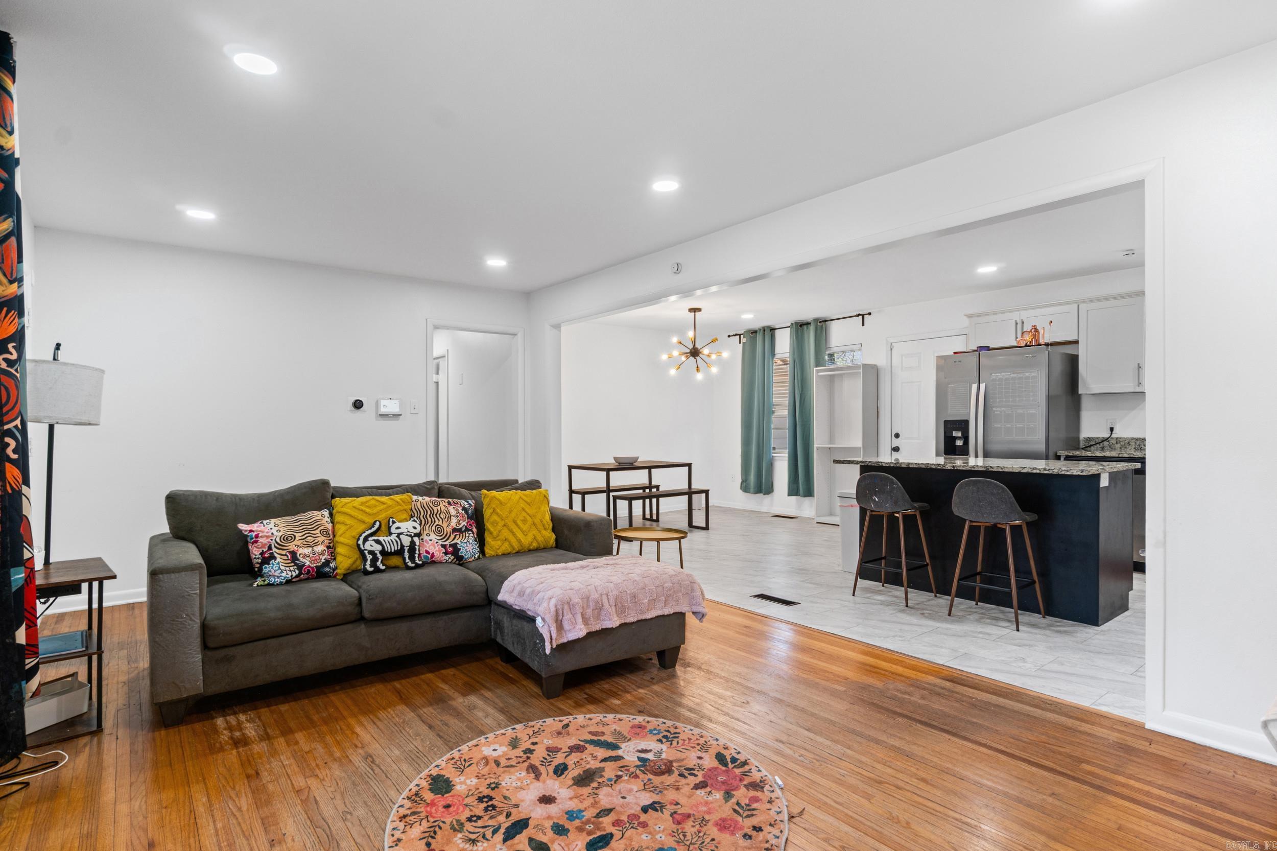 22 Holly Hill  Little Rock, AR