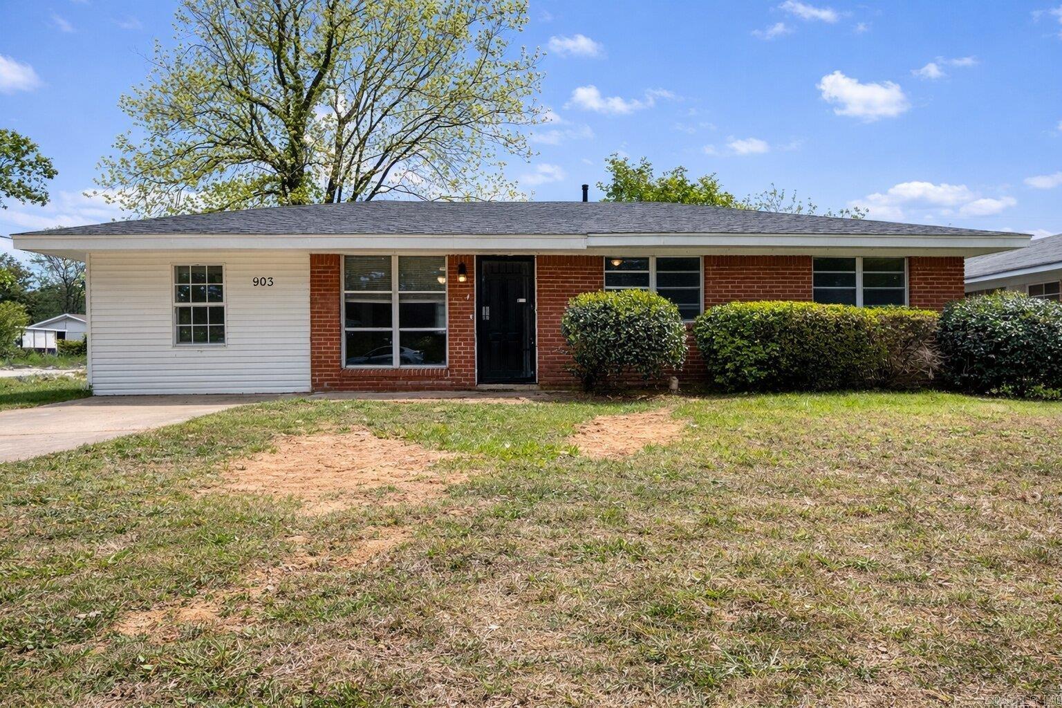 903 Belmont Dr  Pine Bluff, AR