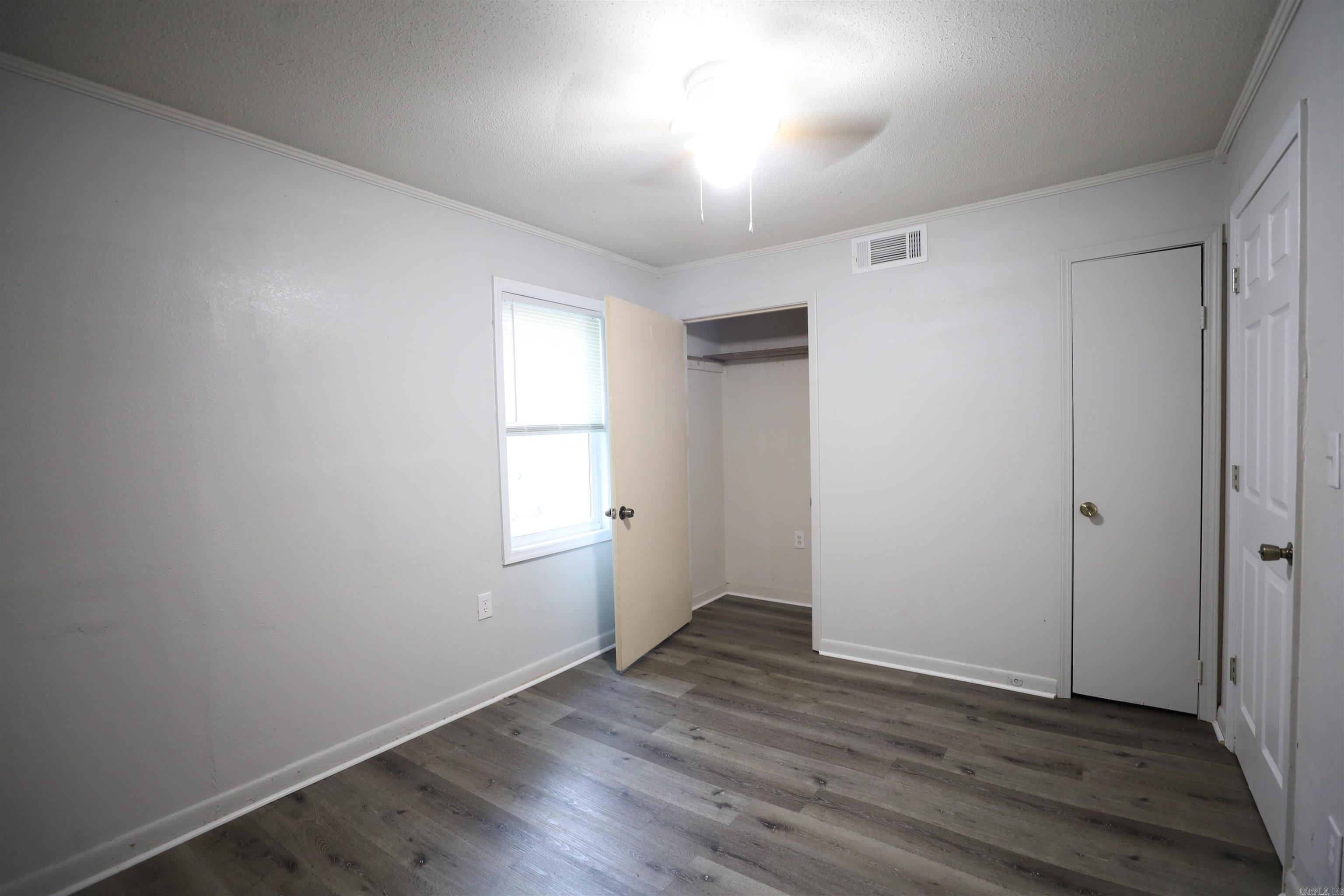 717/721 Ellis  Trumann, AR