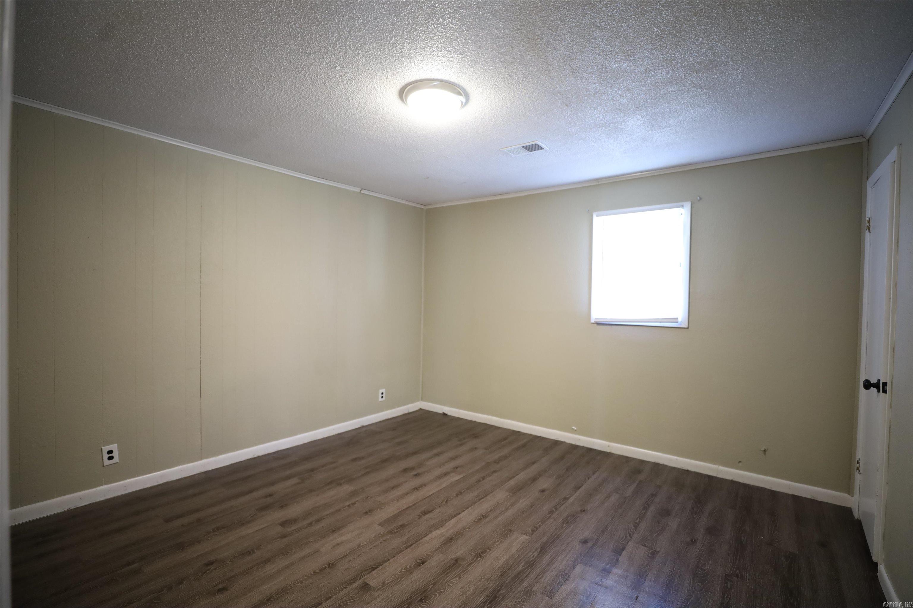 717/721 Ellis  Trumann, AR