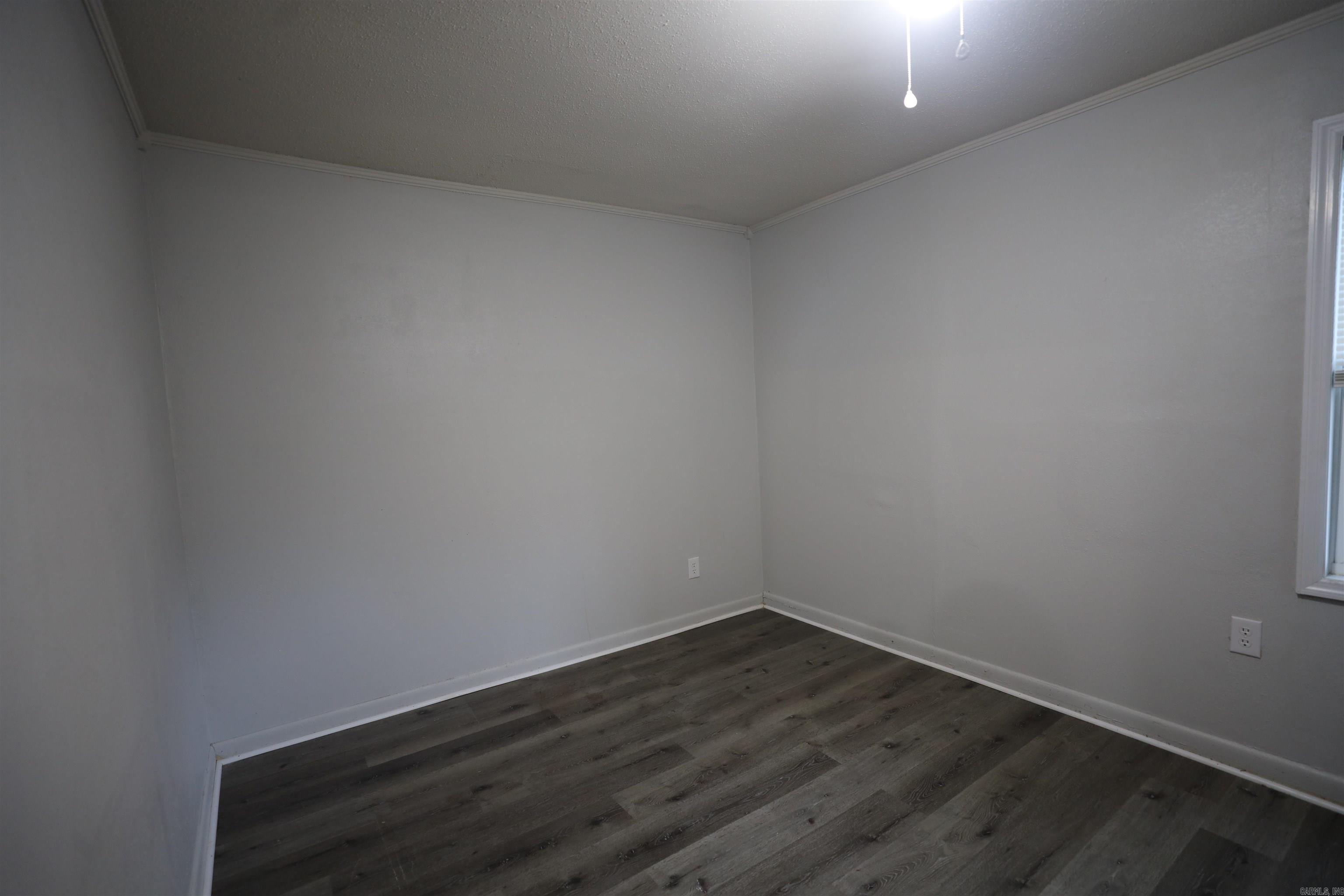 717/721 Ellis  Trumann, AR