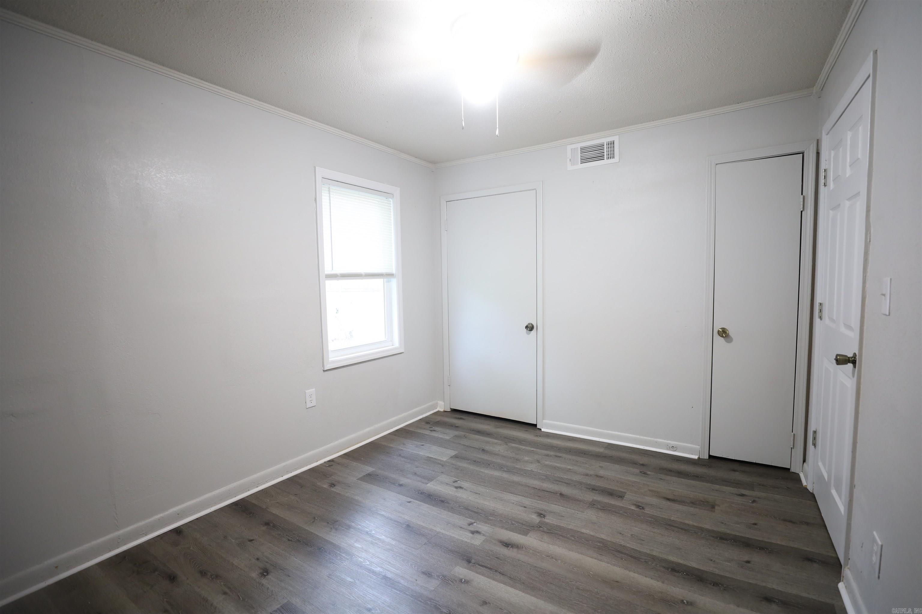 717/721 Ellis  Trumann, AR