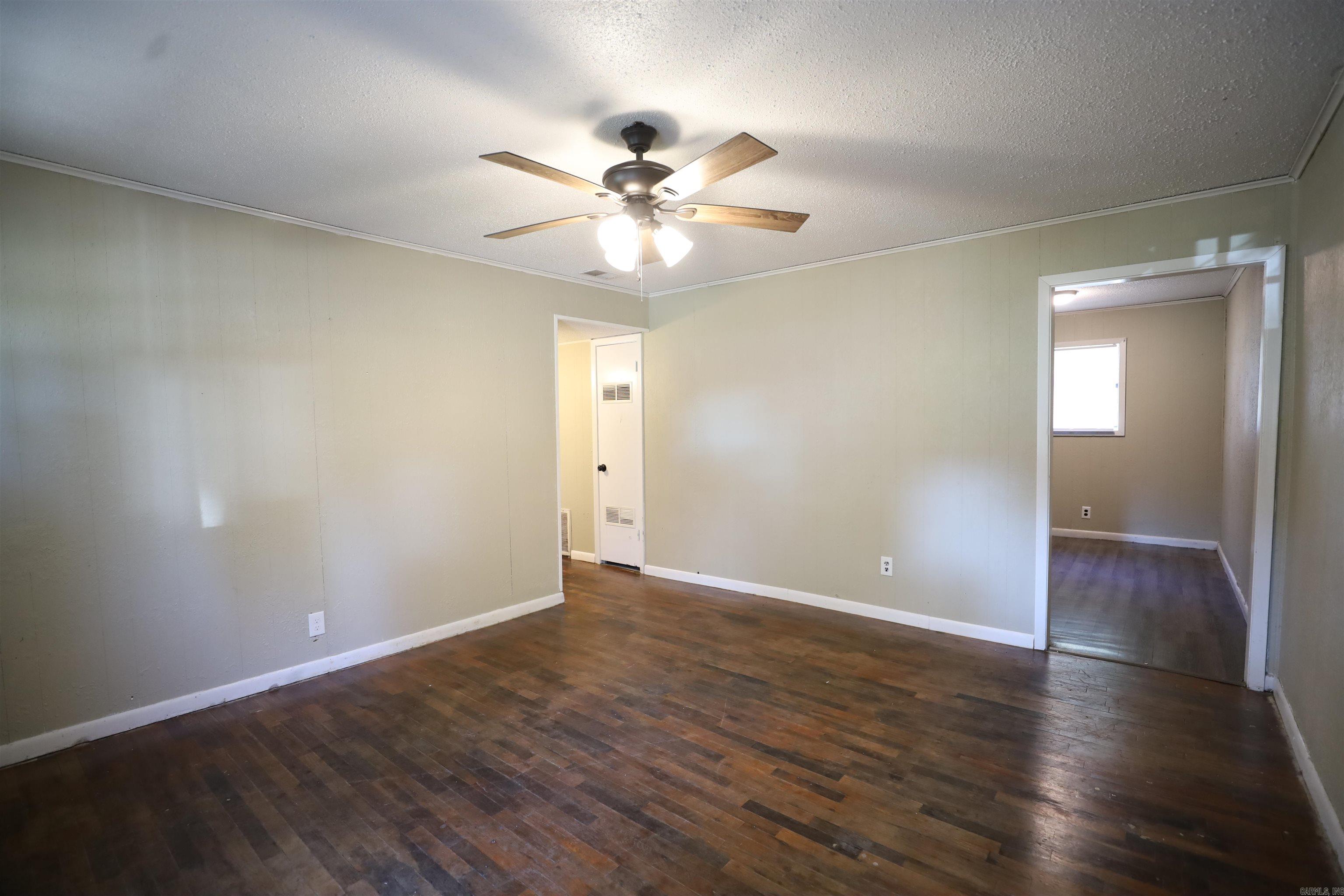 717/721 Ellis  Trumann, AR