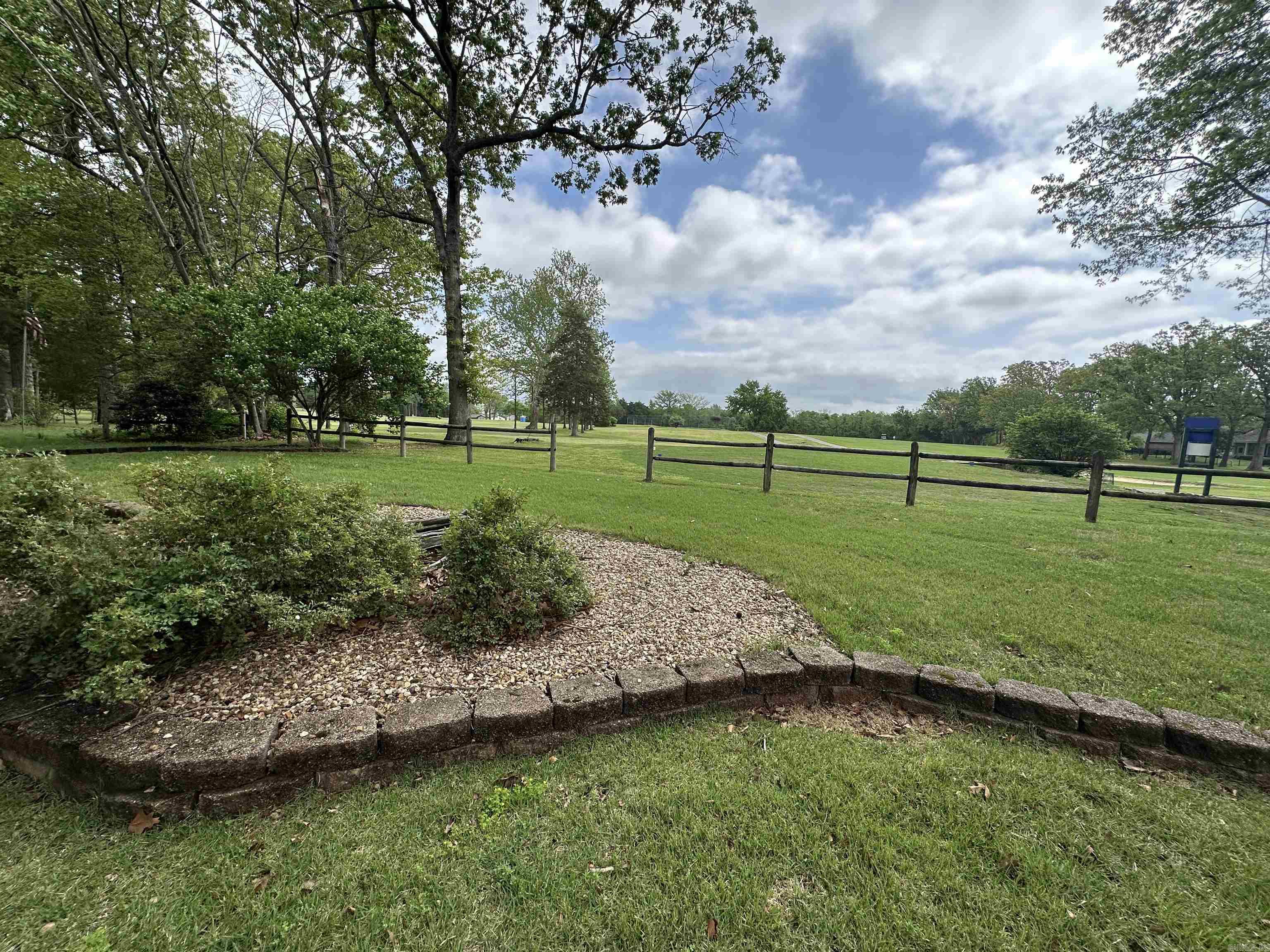 1817 Fairway Drive  Mountain Home, AR