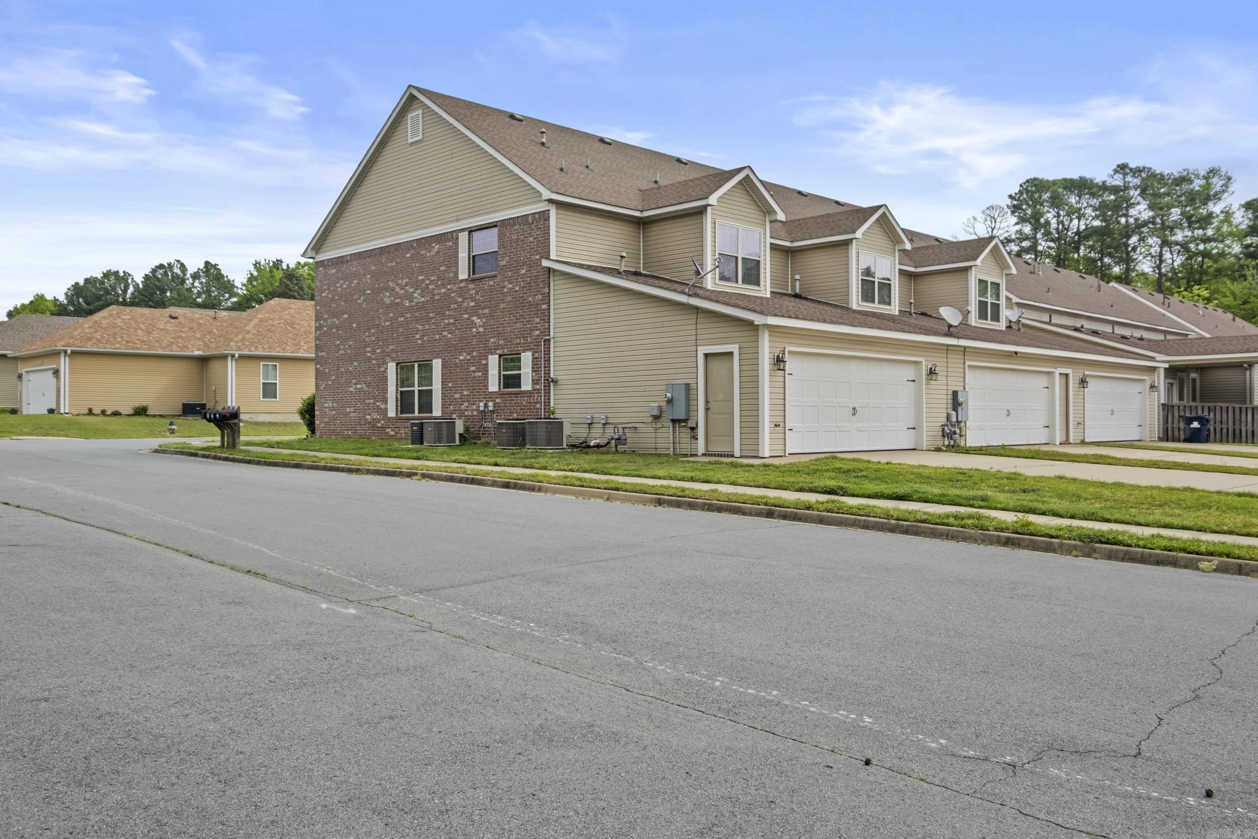 221 Prospect Park Circle  Bryant, AR