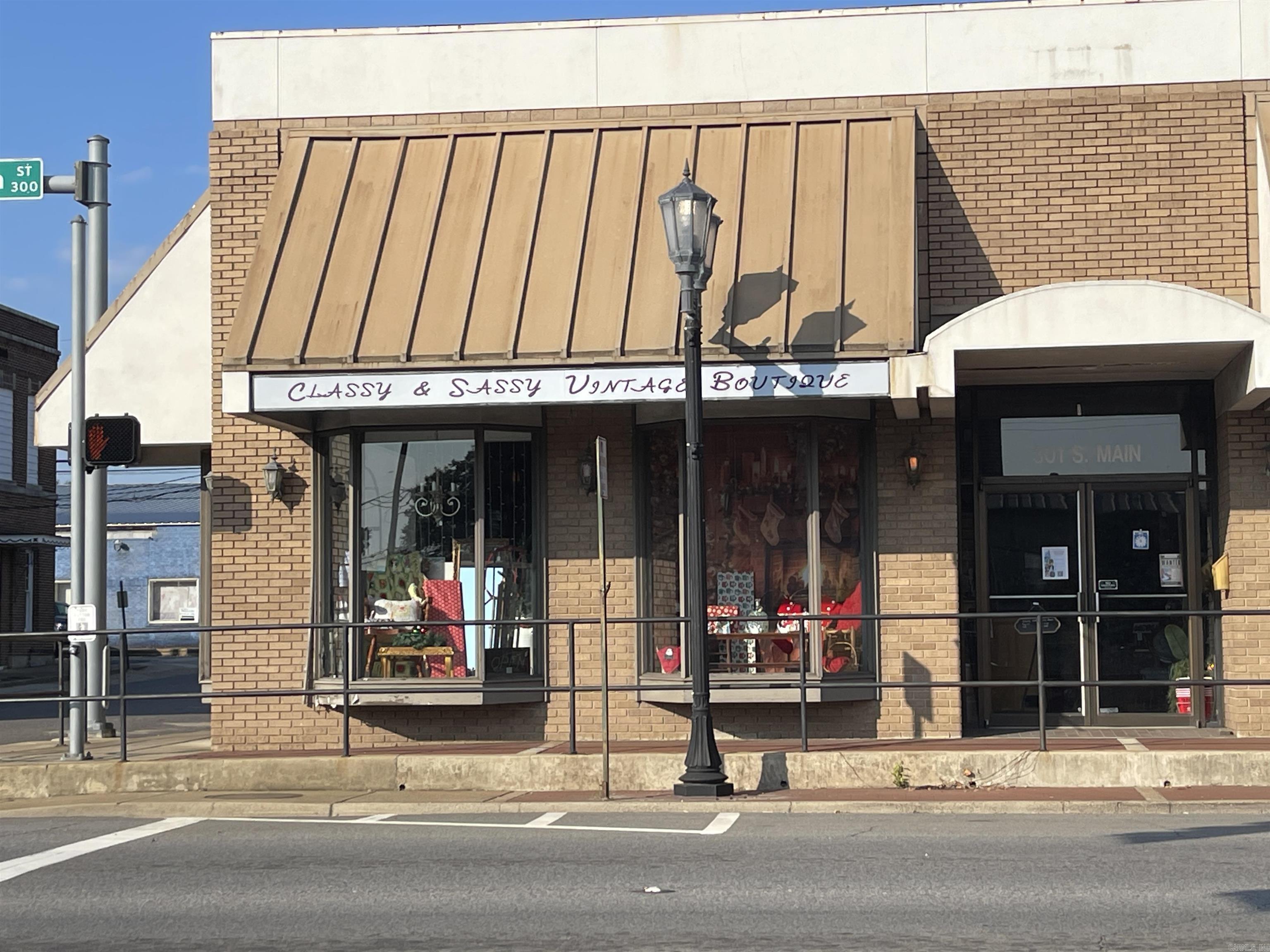 301 S Main  Malvern, AR