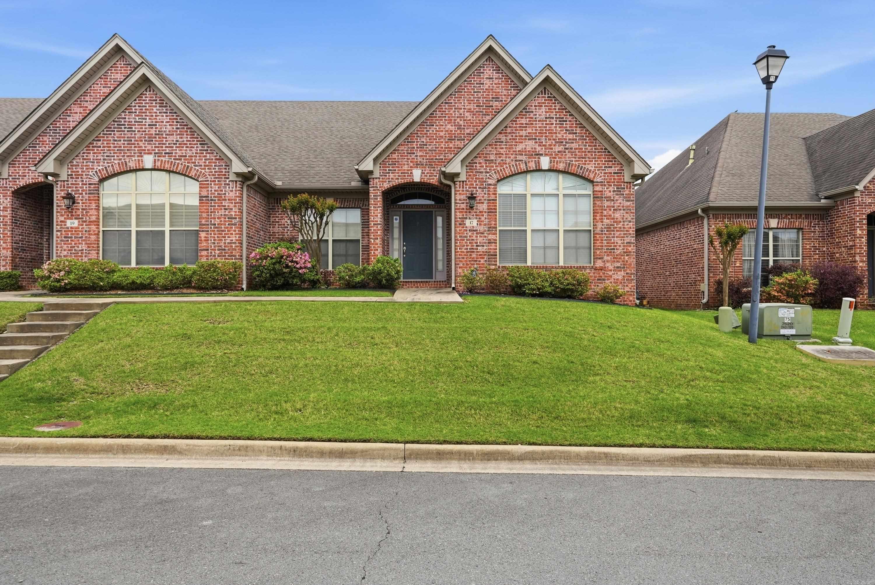 17 Chapman Ln  Little Rock, AR