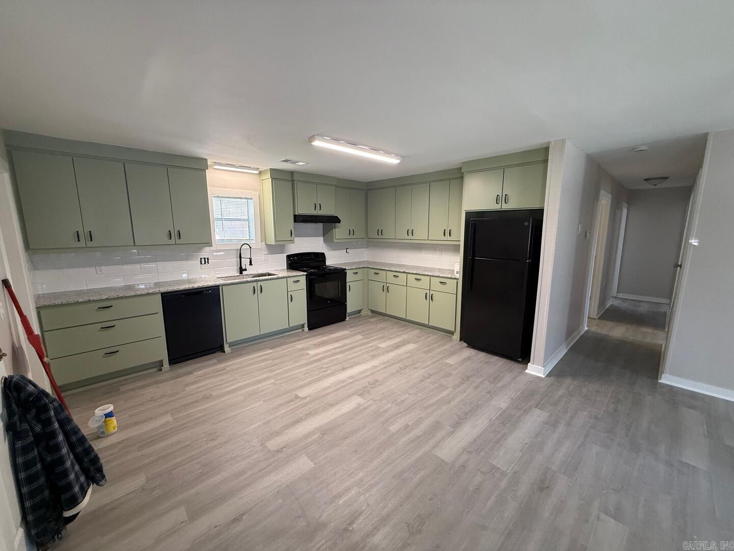 112 E palm  Lonoke, AR