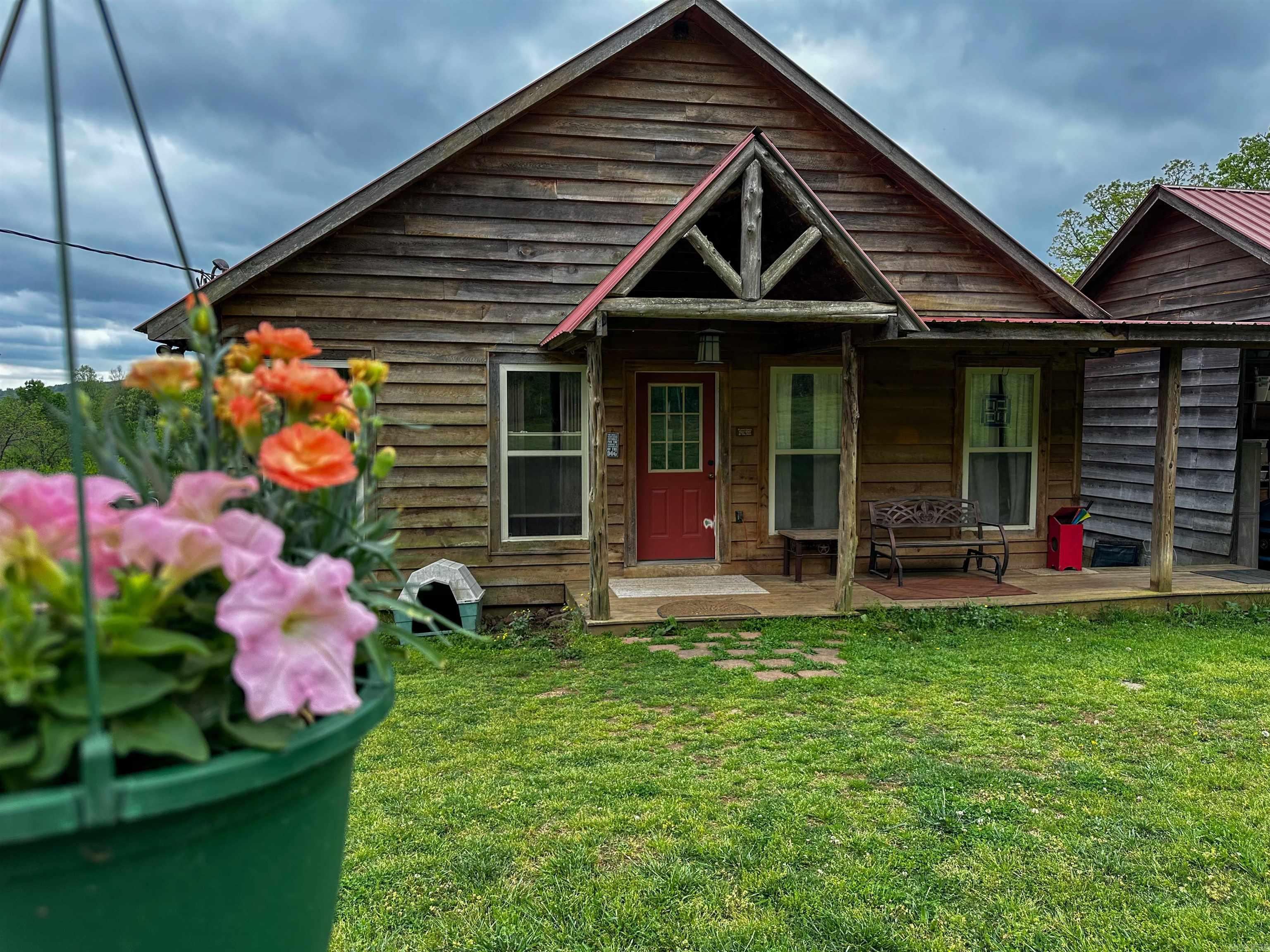 185 Sugar Hill  Mountain View, AR