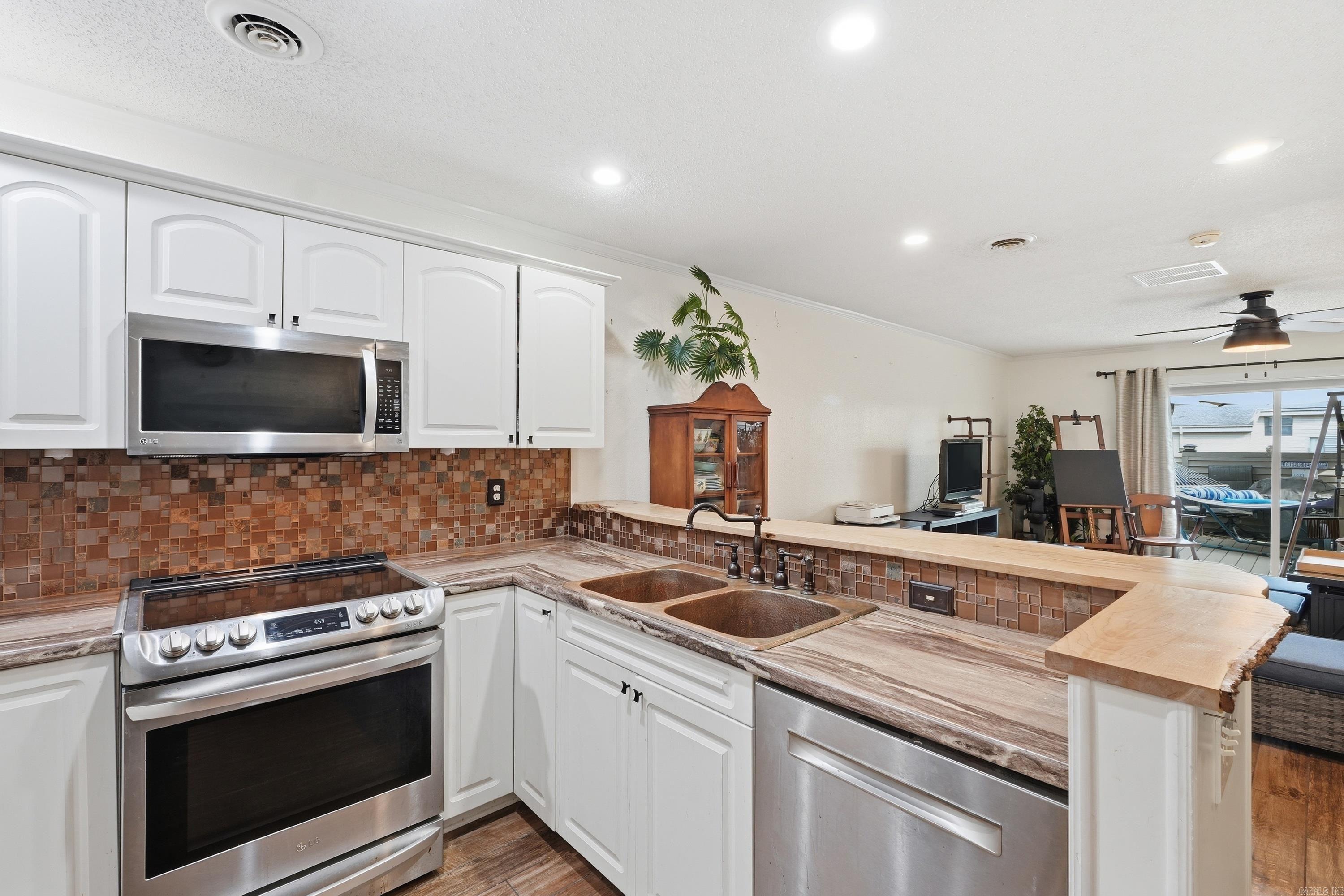 135 Hillview Dr #101  Fairfield Bay, AR